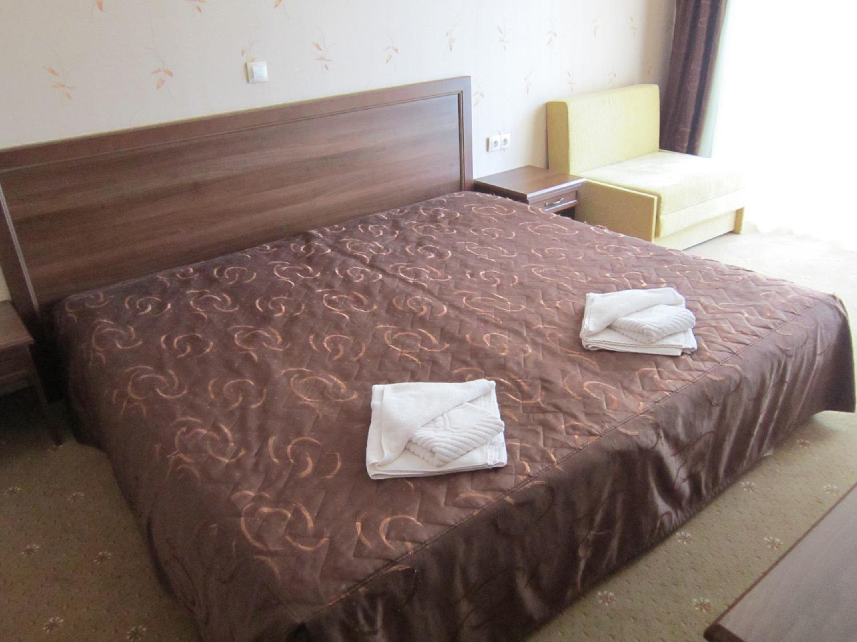Double or Twin Room with Balcony photo 2