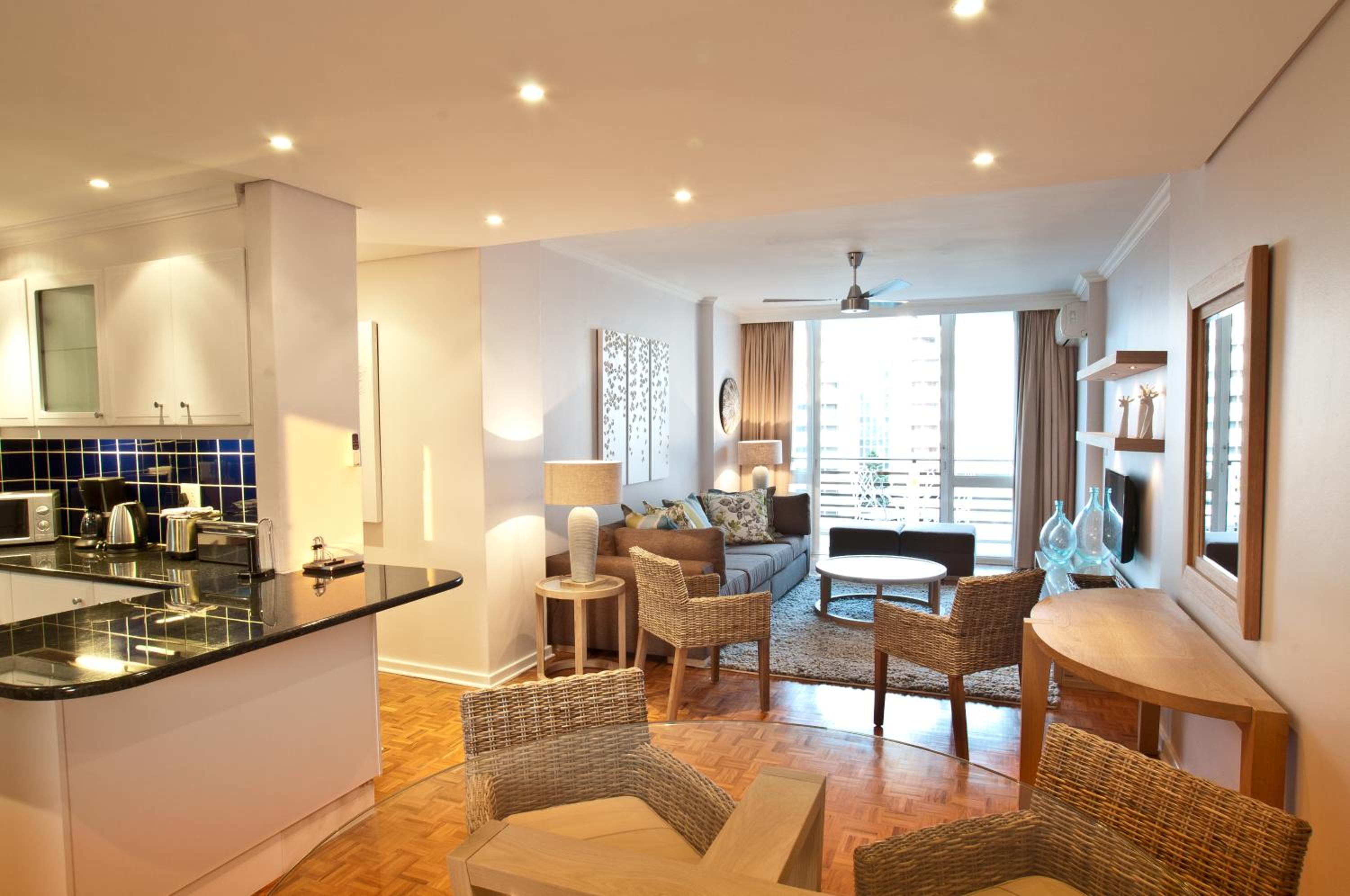 Apartment photo 1