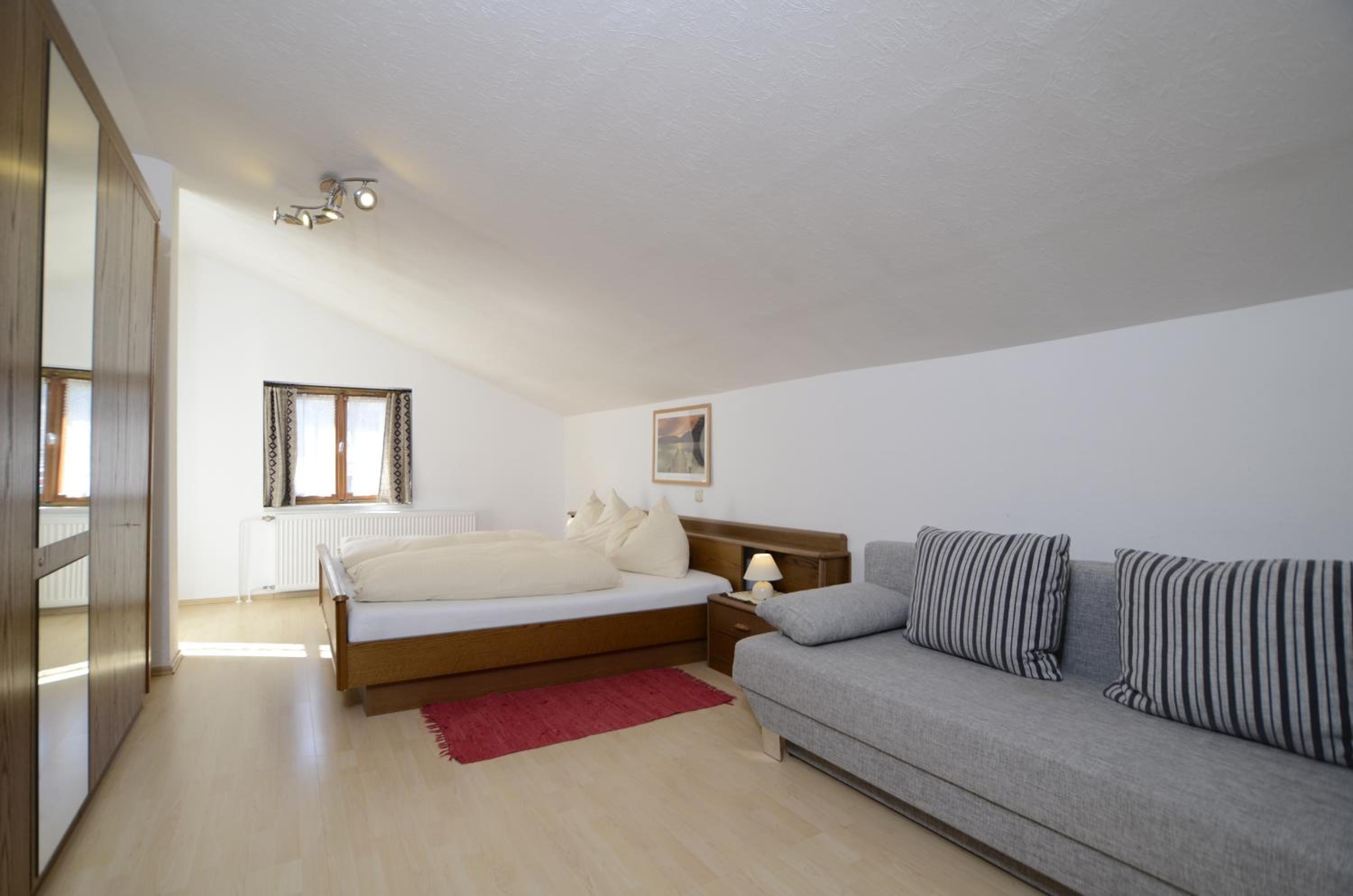 Apartment - Split Level photo 1