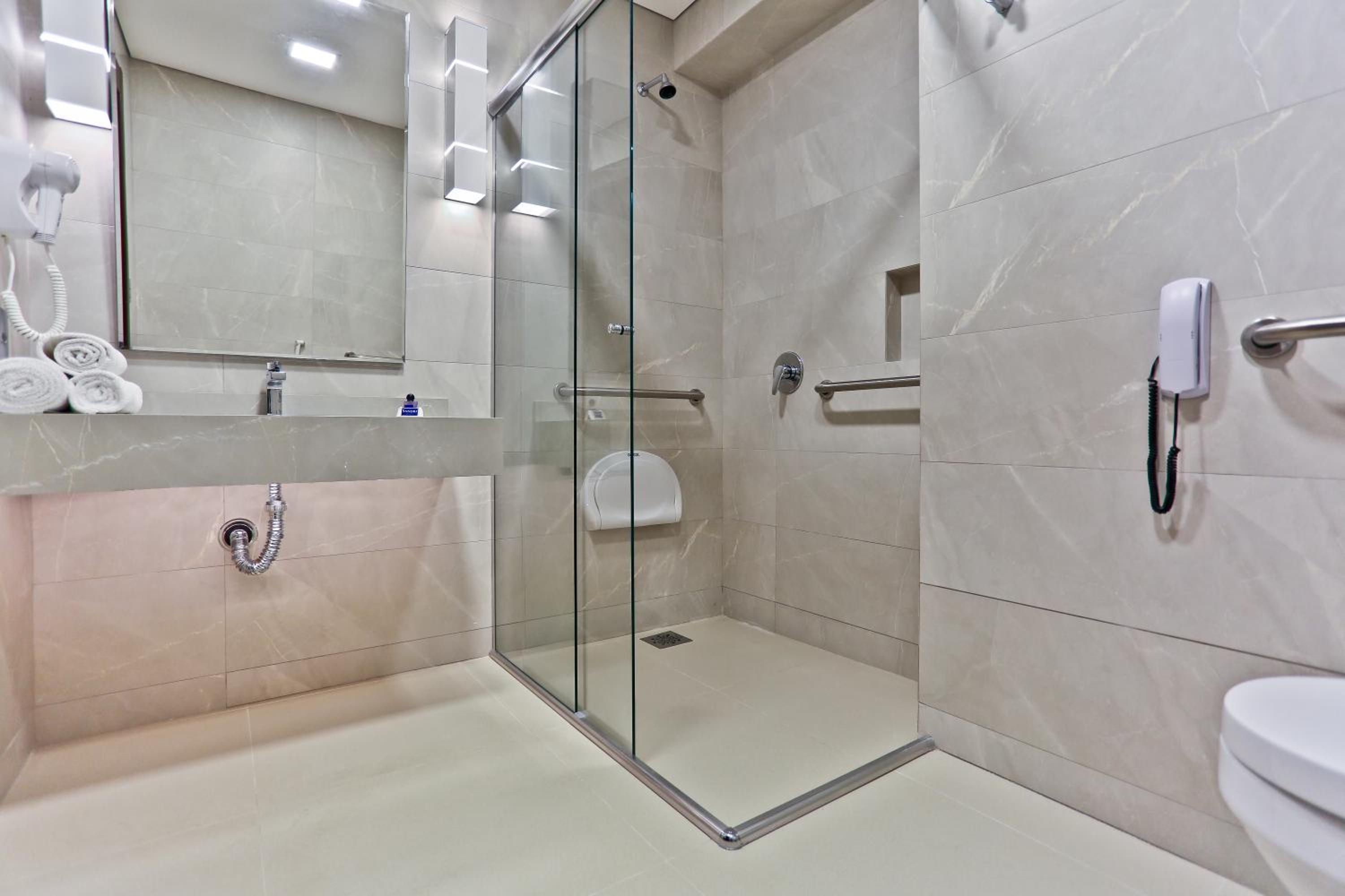 Double Room - Disability Access - Photo 6