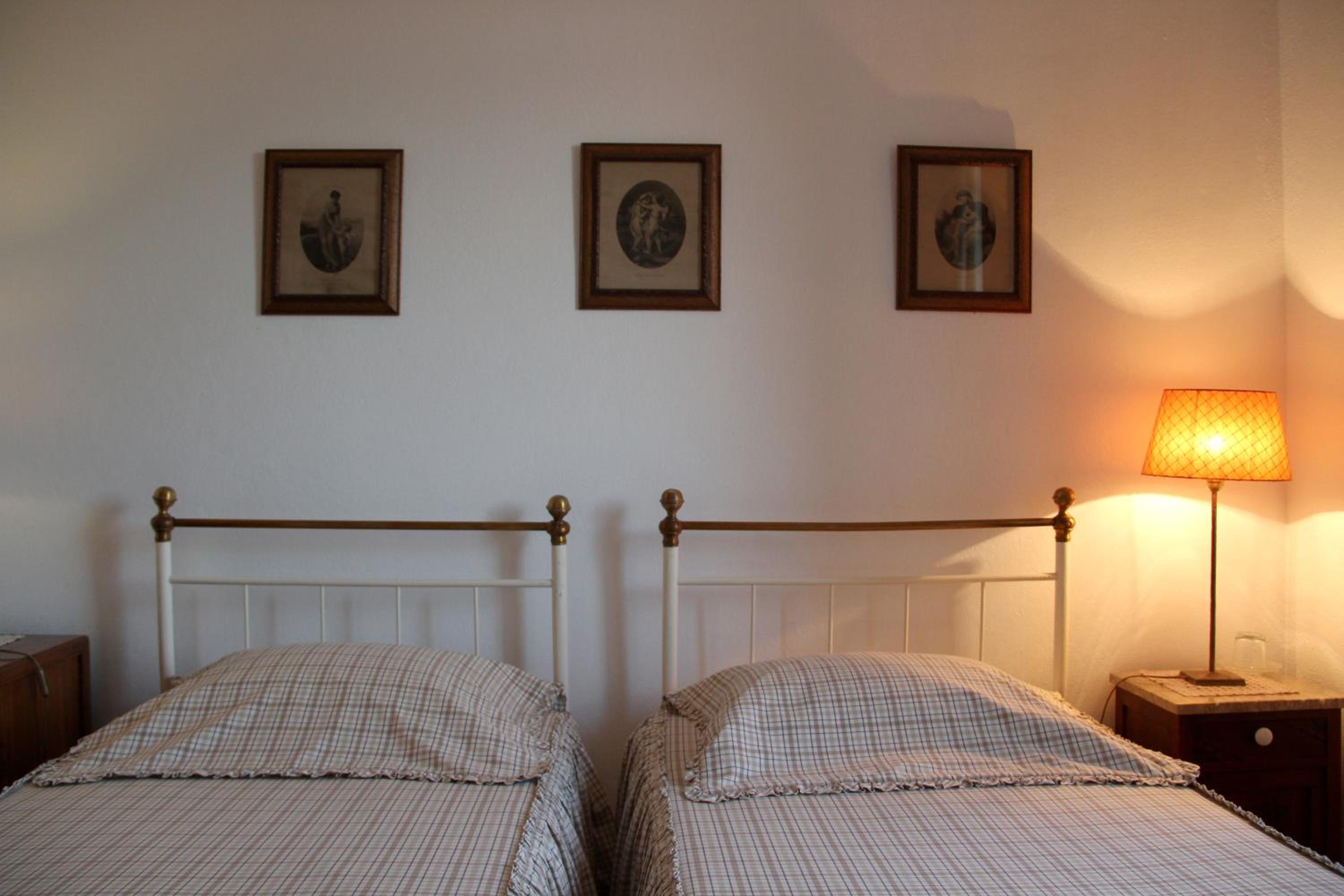 Twin Room - Photo 1
