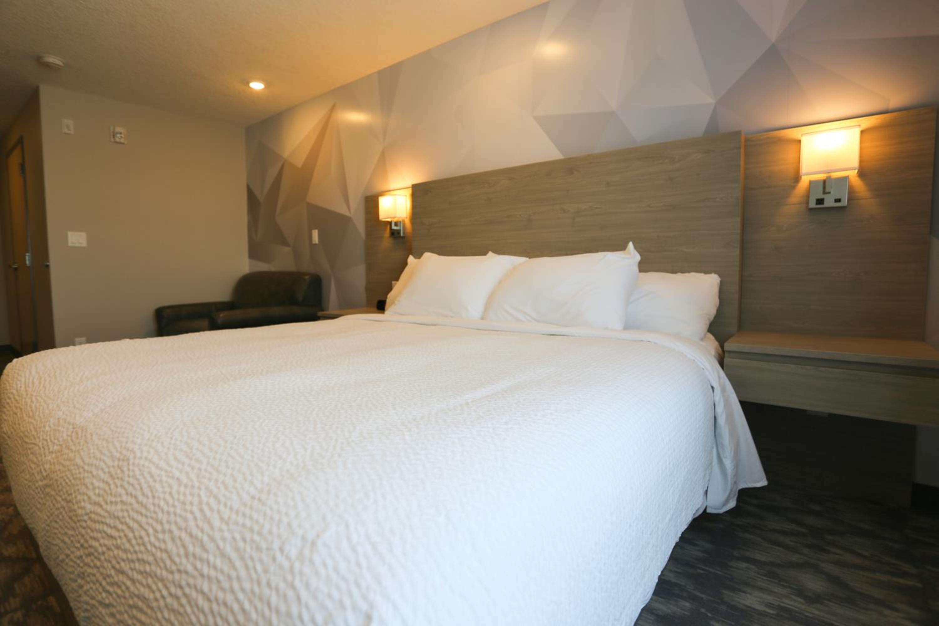 King Room - Mobility Access/Non-Smoking photo 2