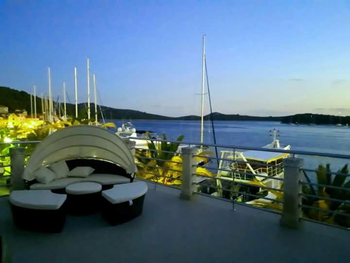 Apartment with Sea View photo 2