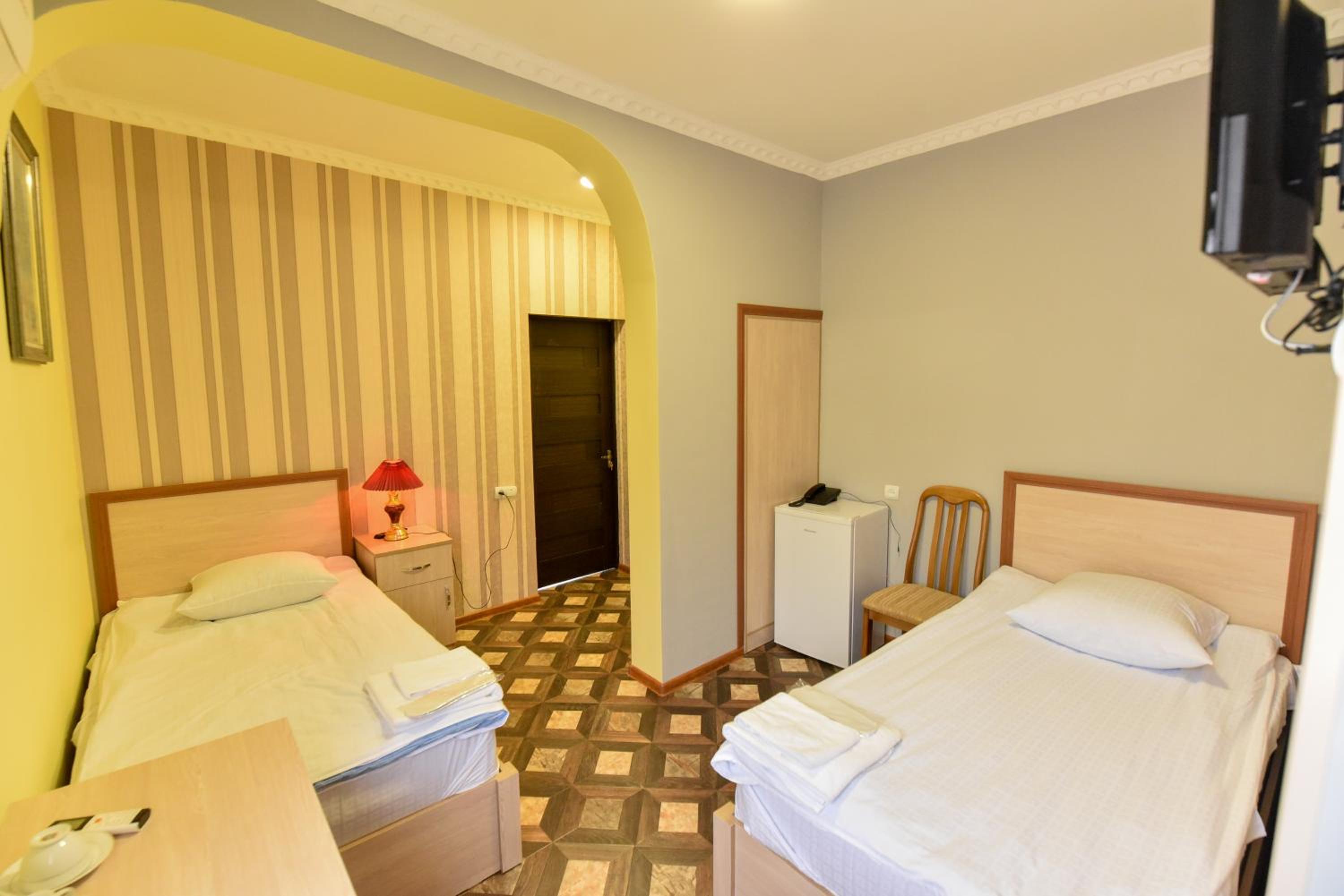 Budget Double or Twin Room photo 2