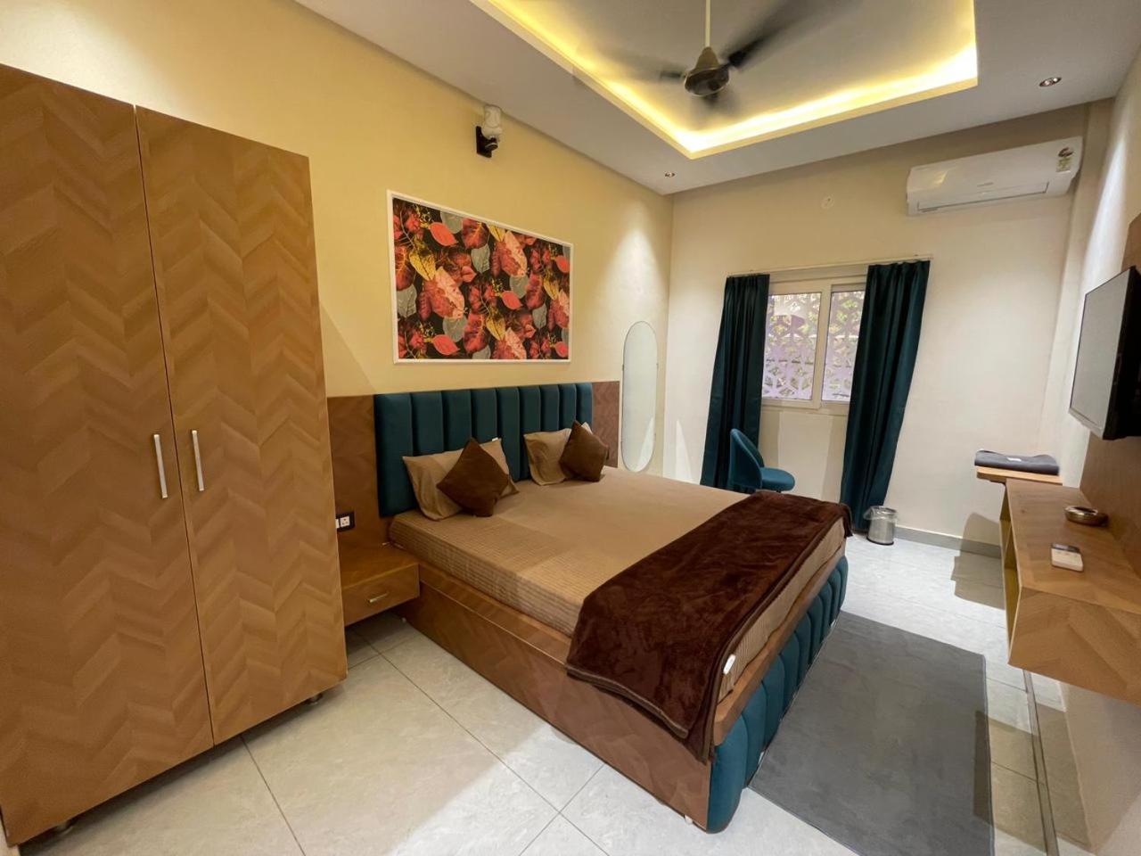 Budget Double Room photo 1