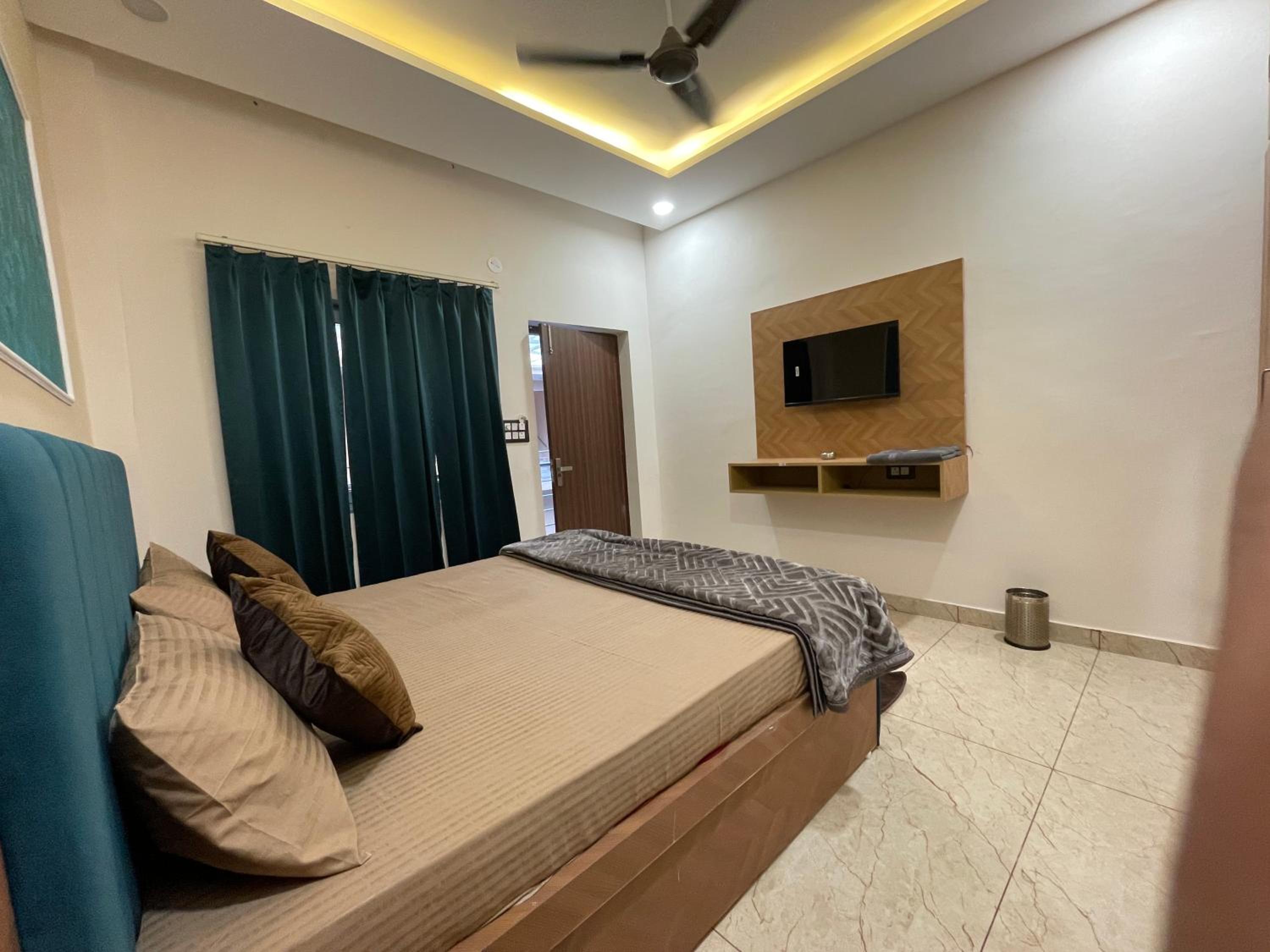 Budget Double Room photo 1