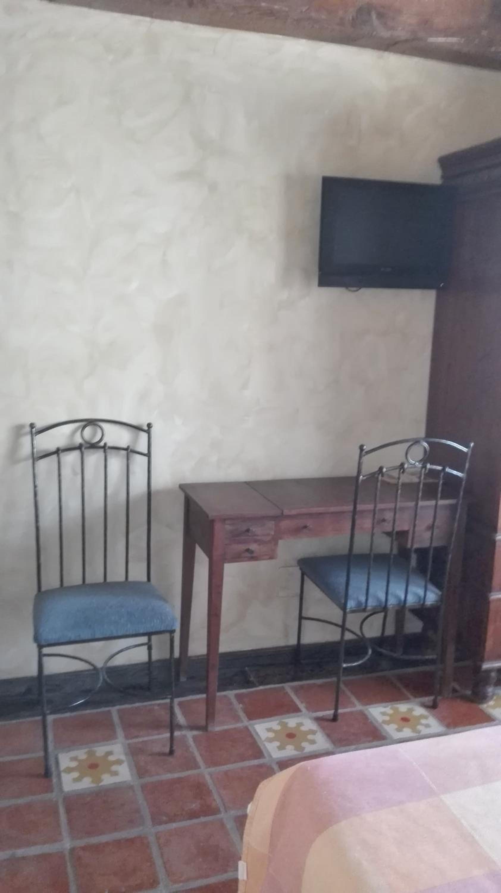 Double or Twin Room with Balcony photo 3