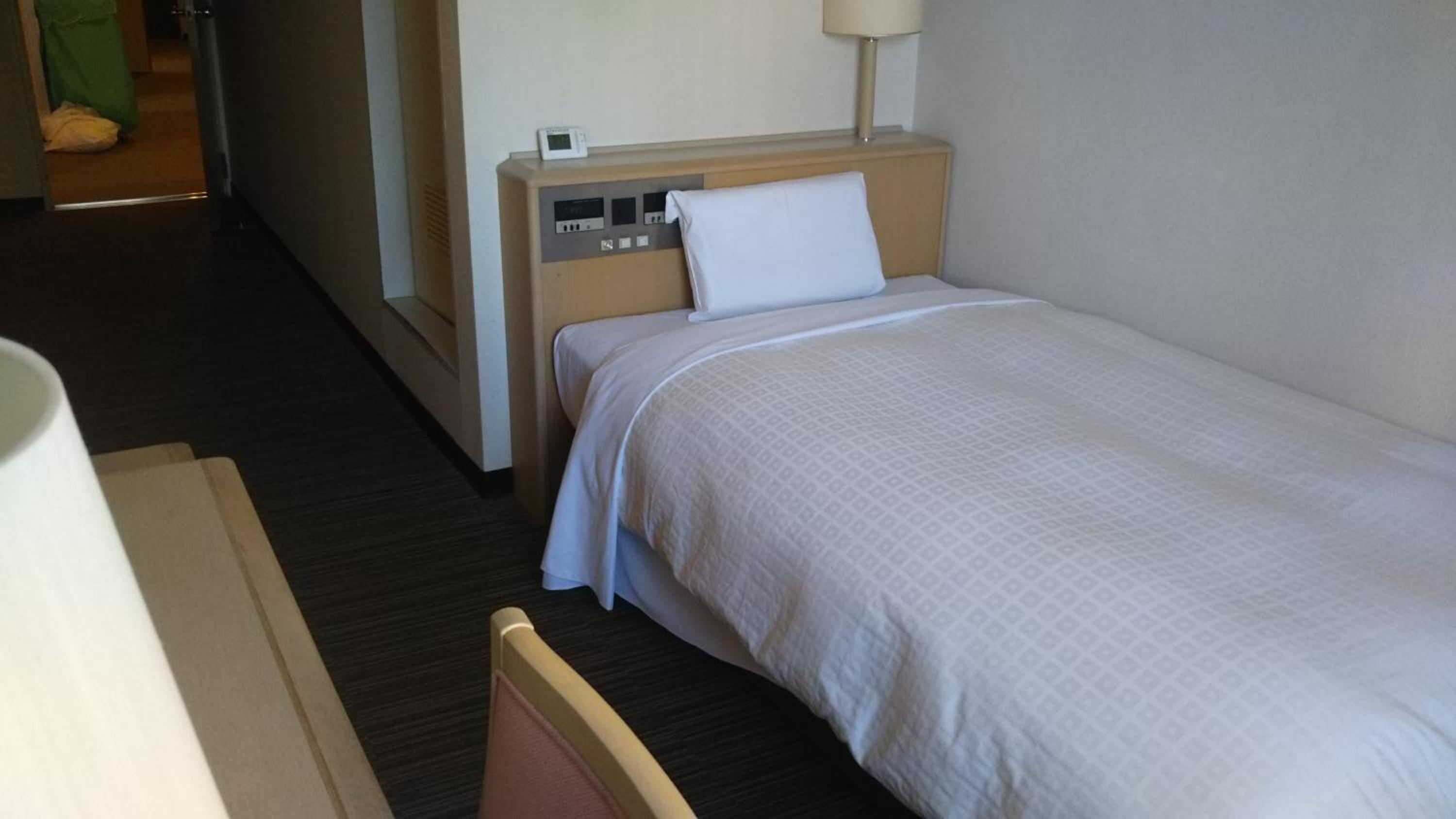 Single Room - Non-Smoking