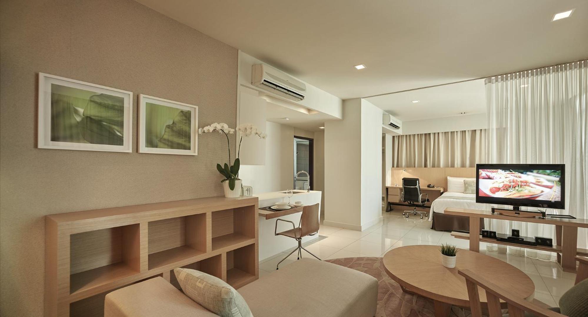 Studio Suite Twin