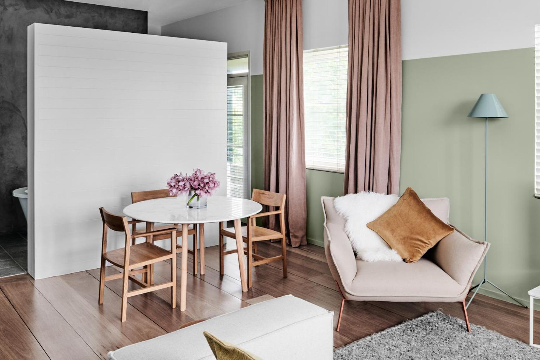 Suite - Photo 4