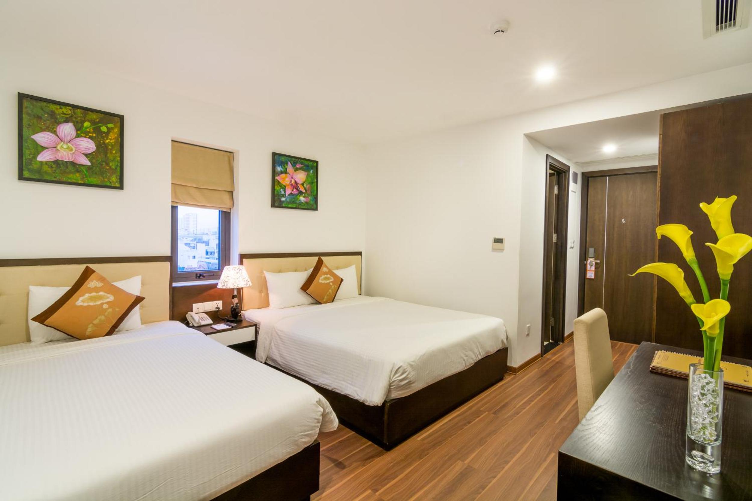Superior Triple Room photo 2