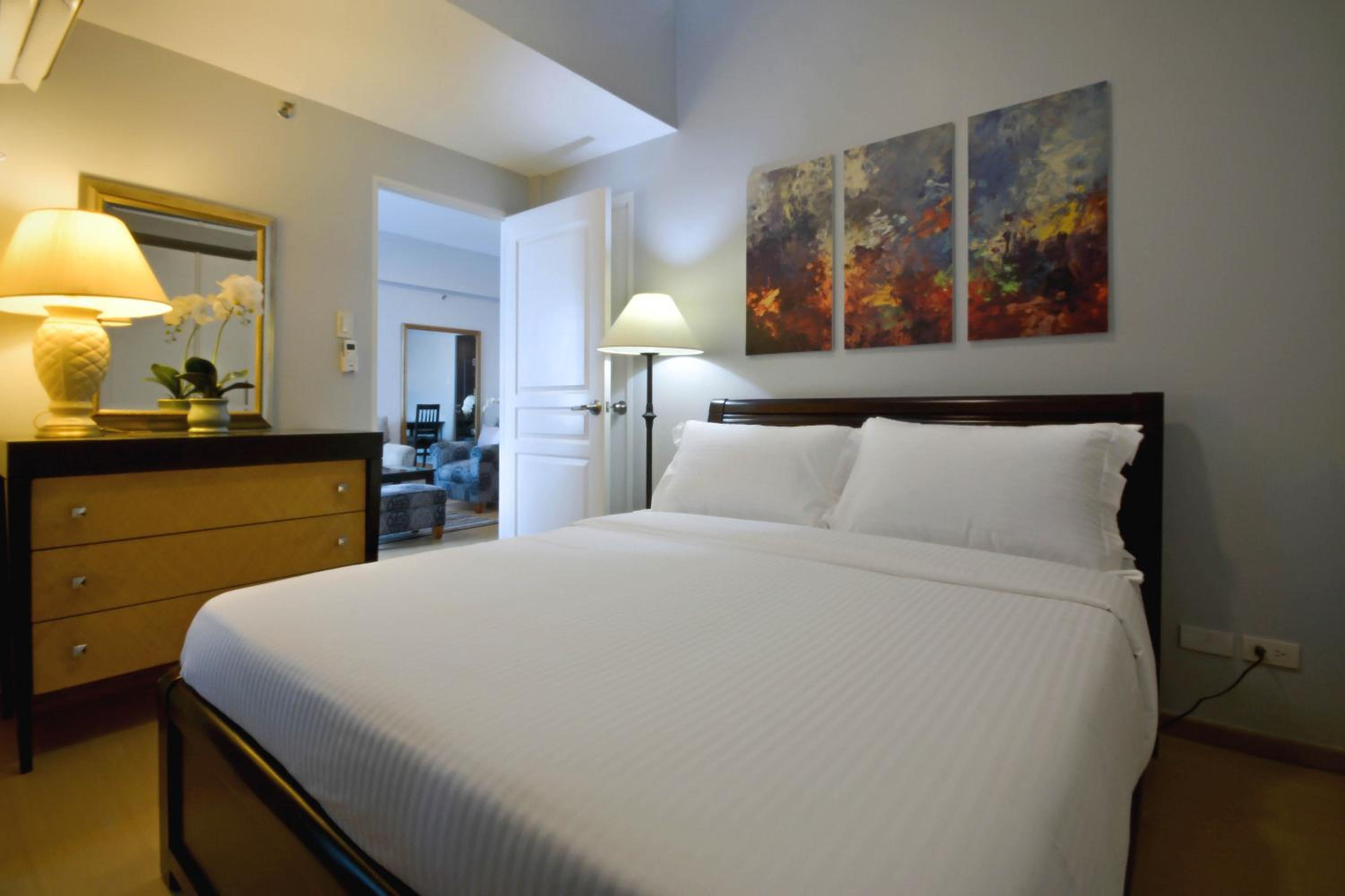 One-Bedroom Apartment - Photo 16