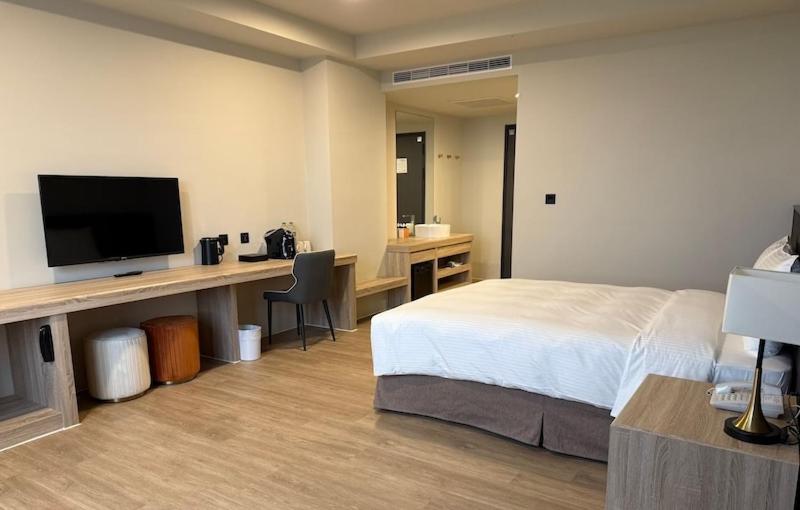 Standard Double Room (Check-in after 18:00)