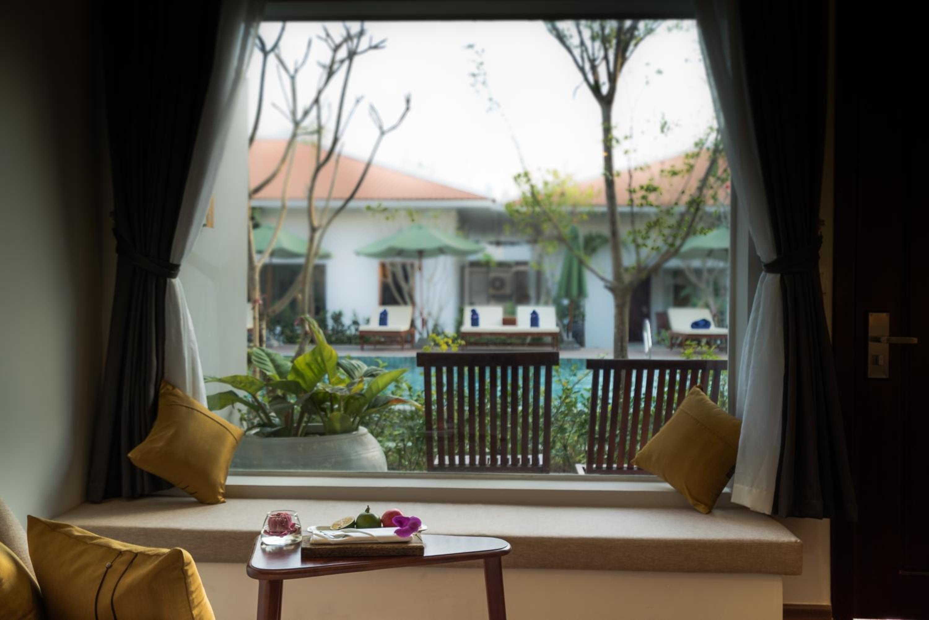 Deluxe Triple Room with Balcony photo 3