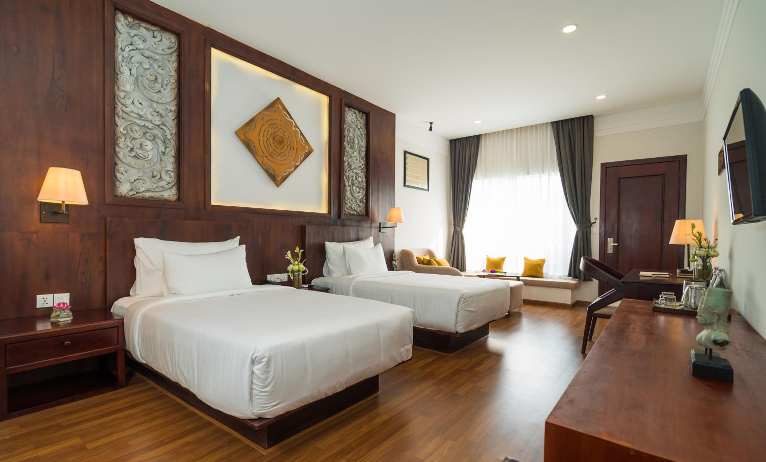 Deluxe Twin Room with Balcony