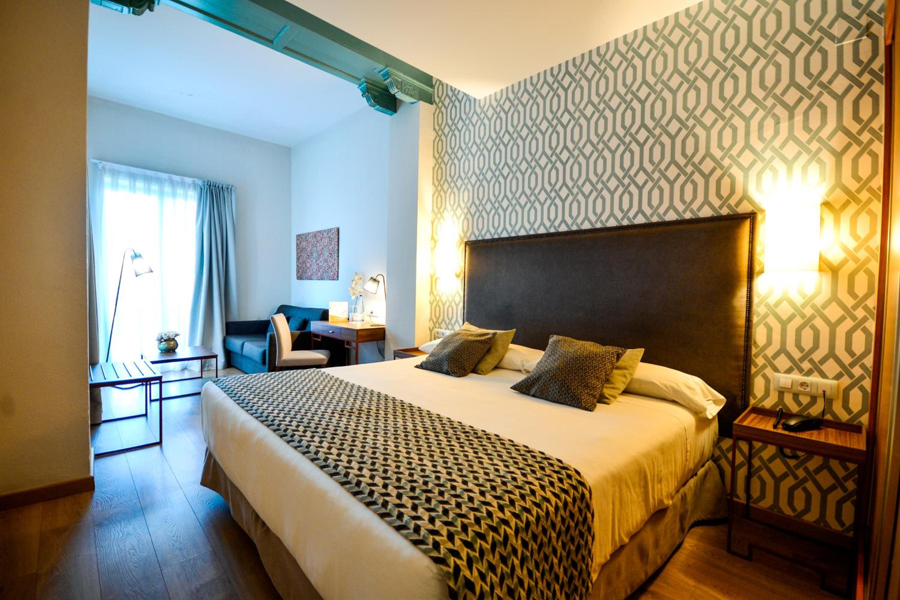Junior Suite - Photo 1