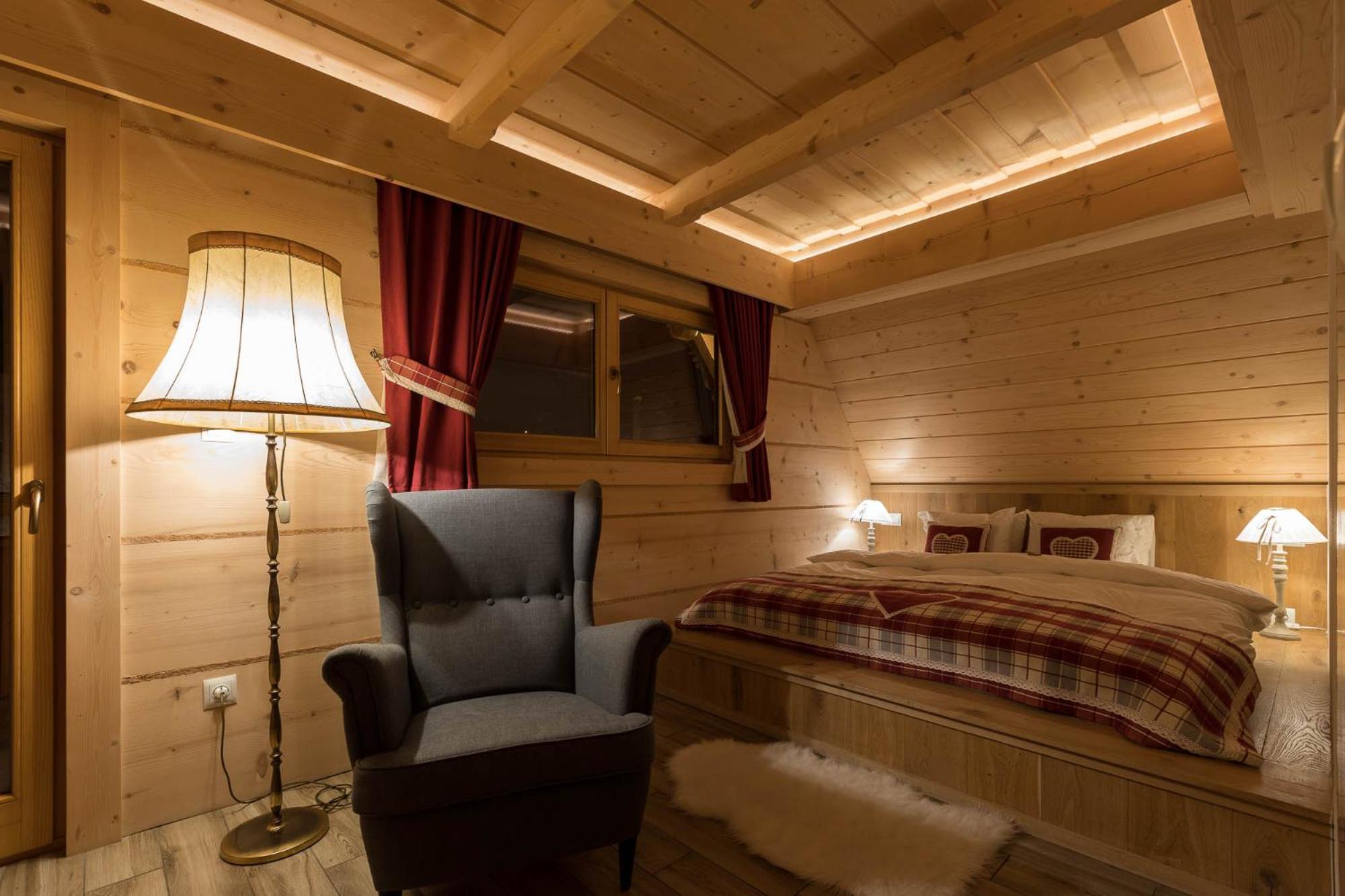 Suite - Photo 3