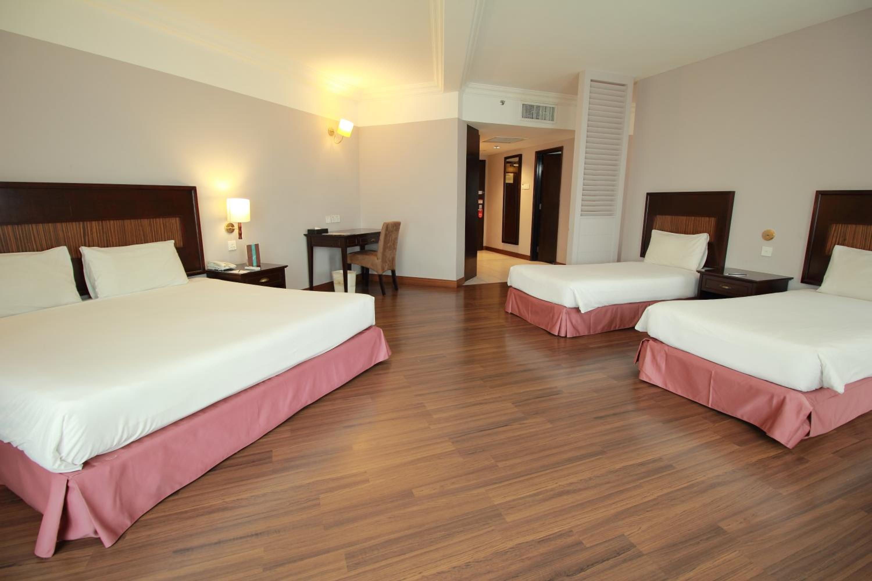 Family Suite photo 3