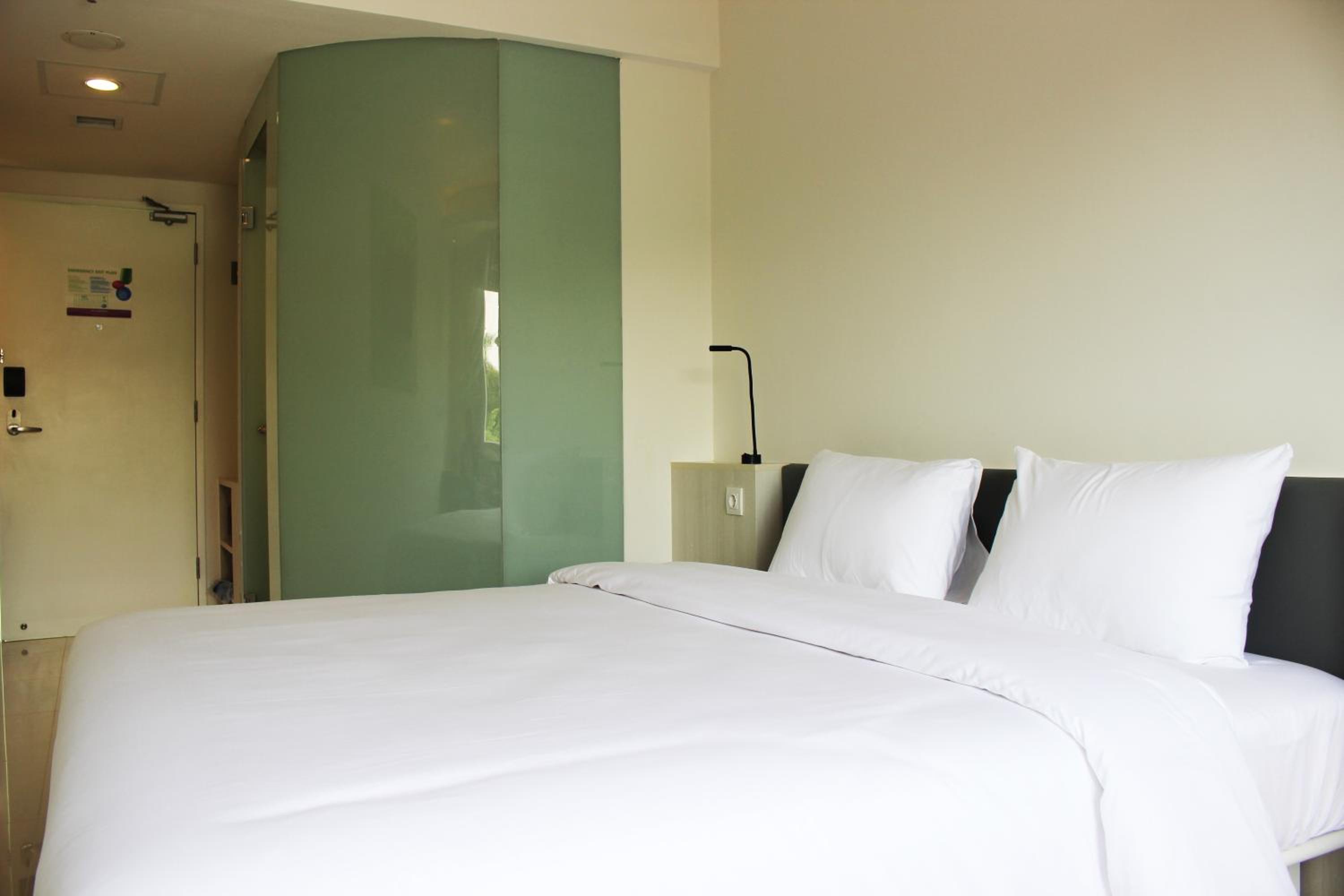 POP! Double or Twin Room - Photo 5