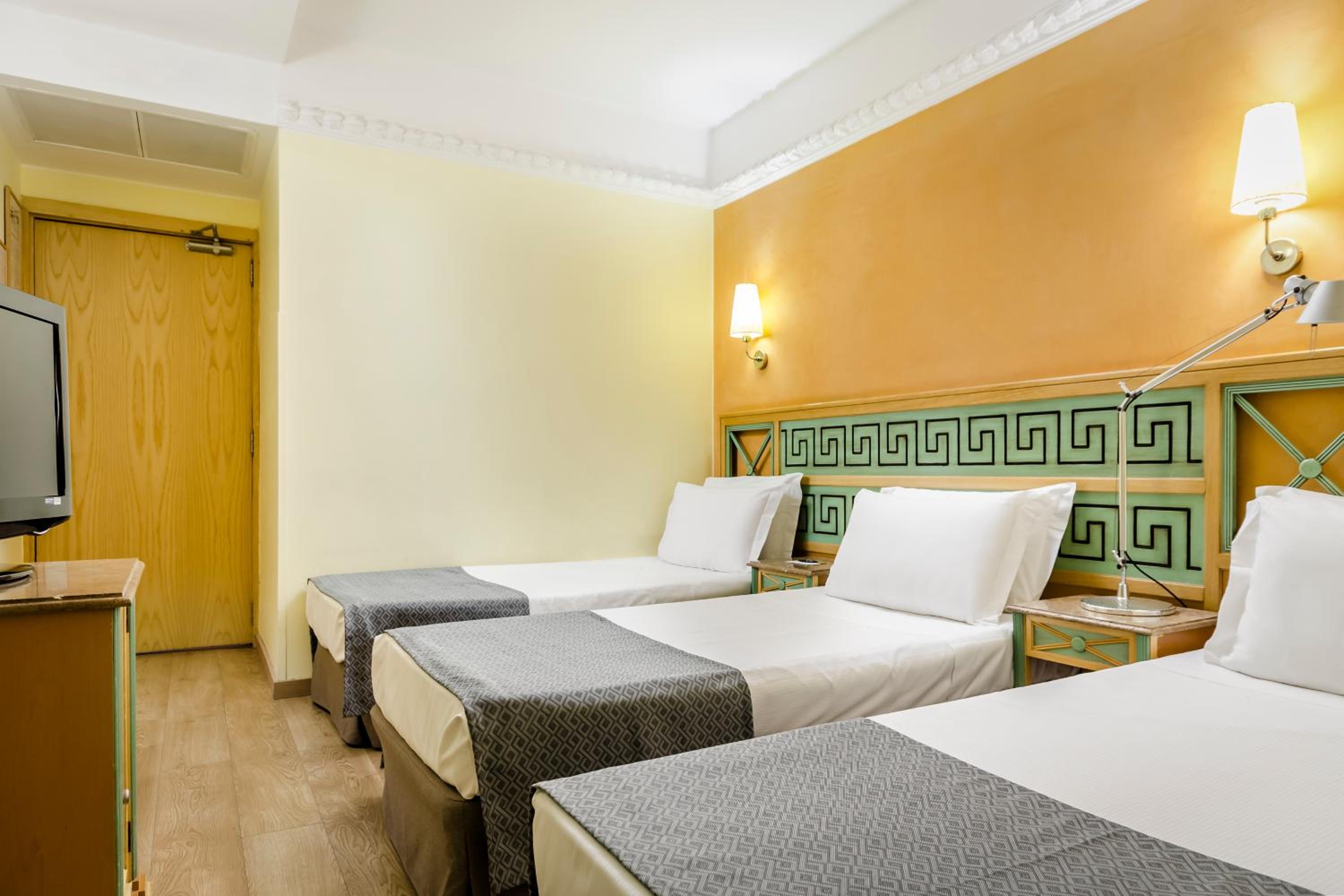 Triple Room photo 1