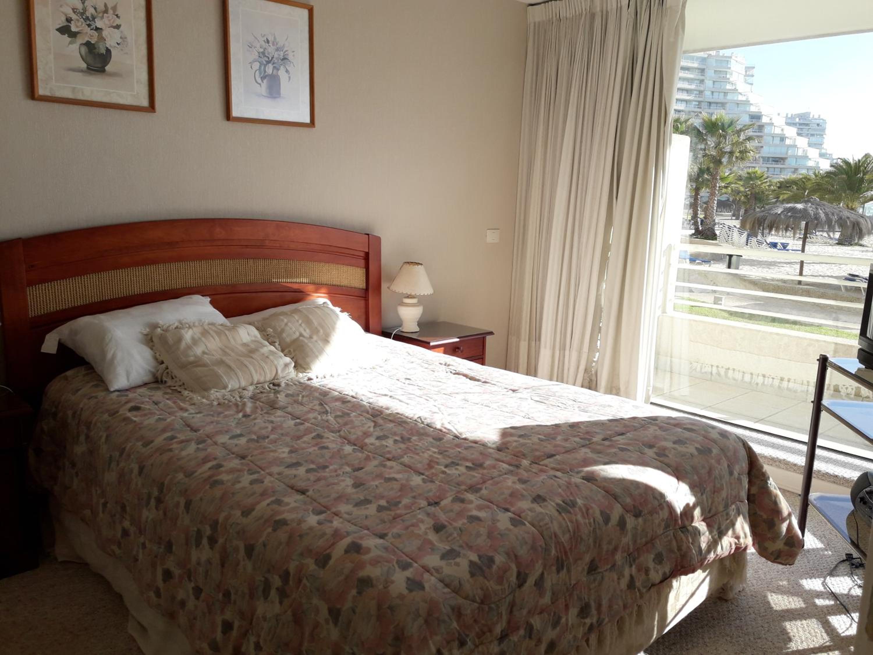 Two-Bedroom Apartment with Sea View