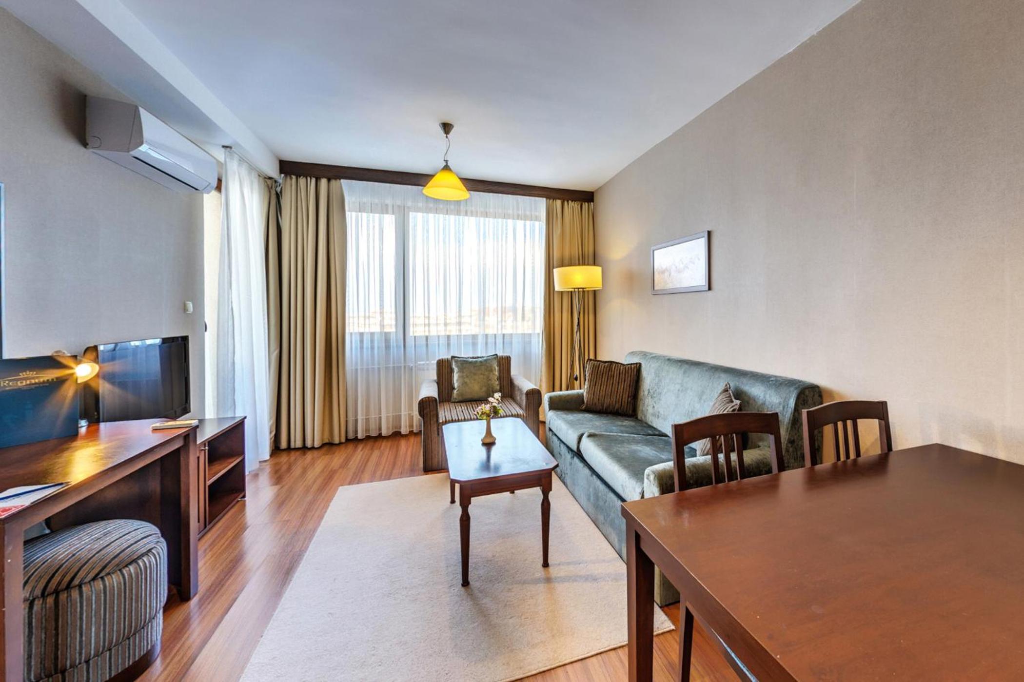 Deluxe Suite photo 1