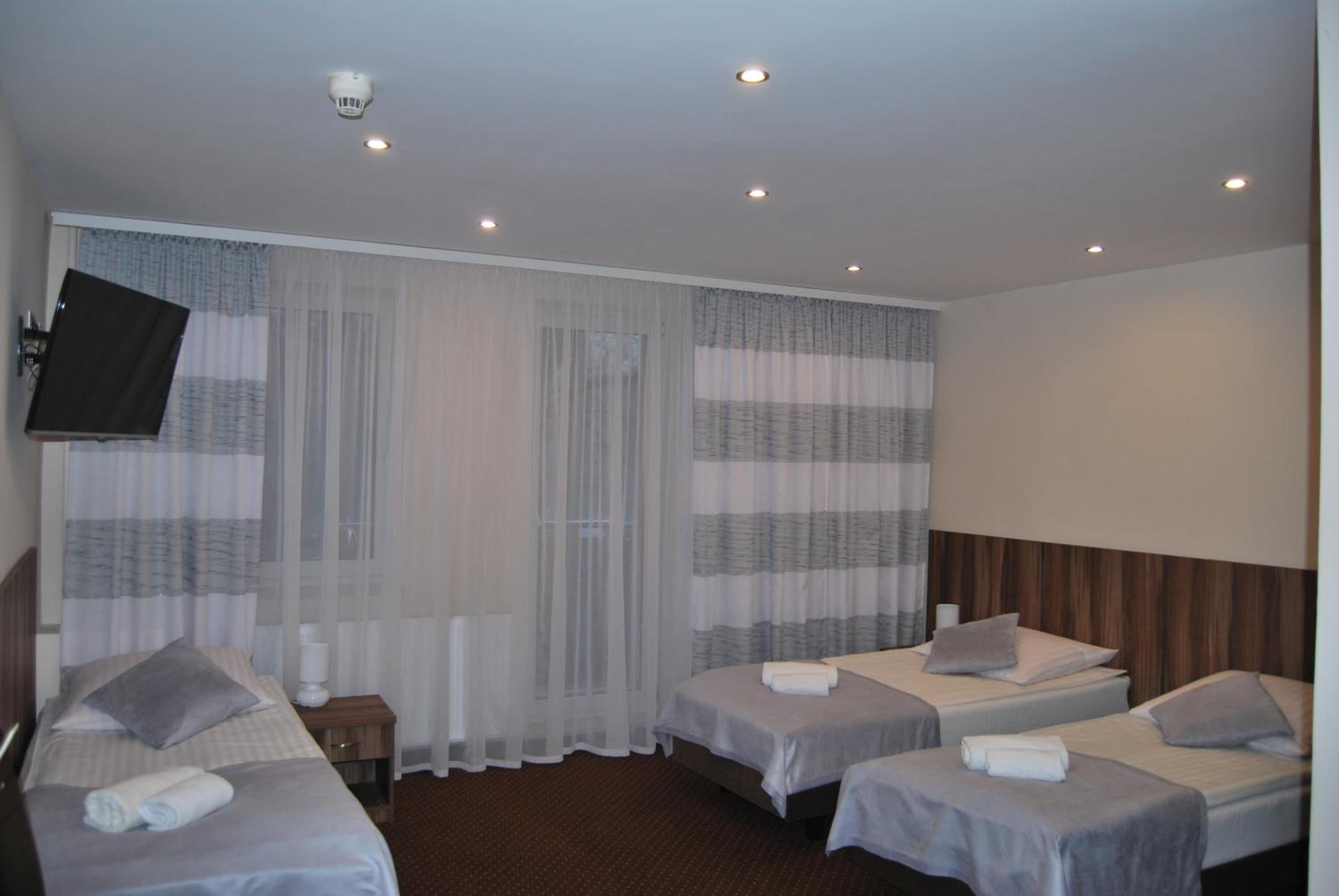 Triple Room - Photo 1