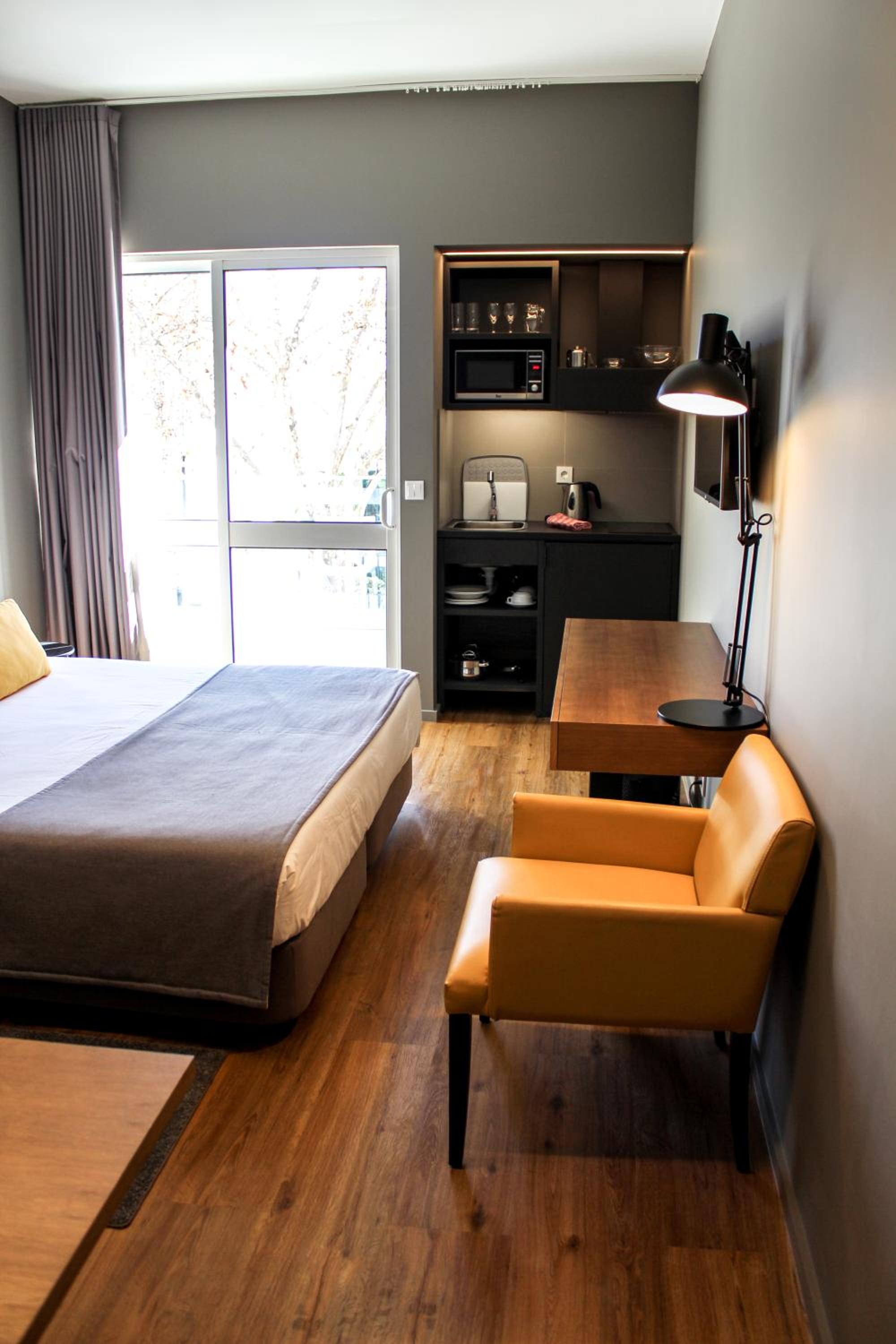 Twin Room With View