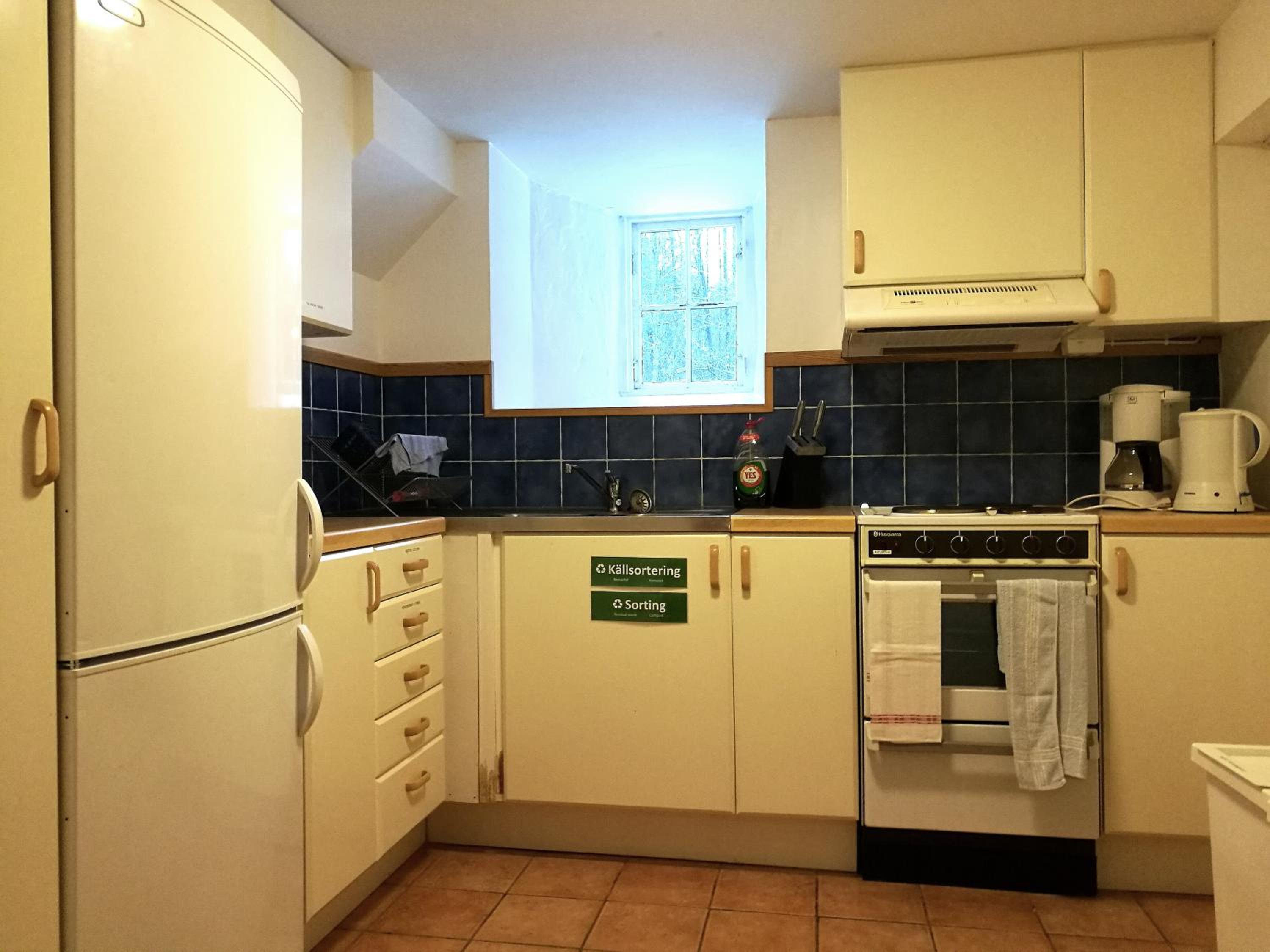 Budget Twin Room - Photo 3