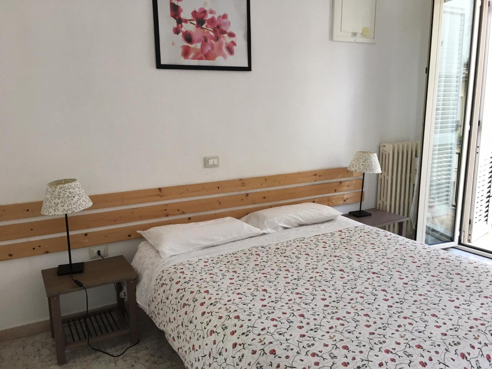 Double or Twin Room - Photo 1