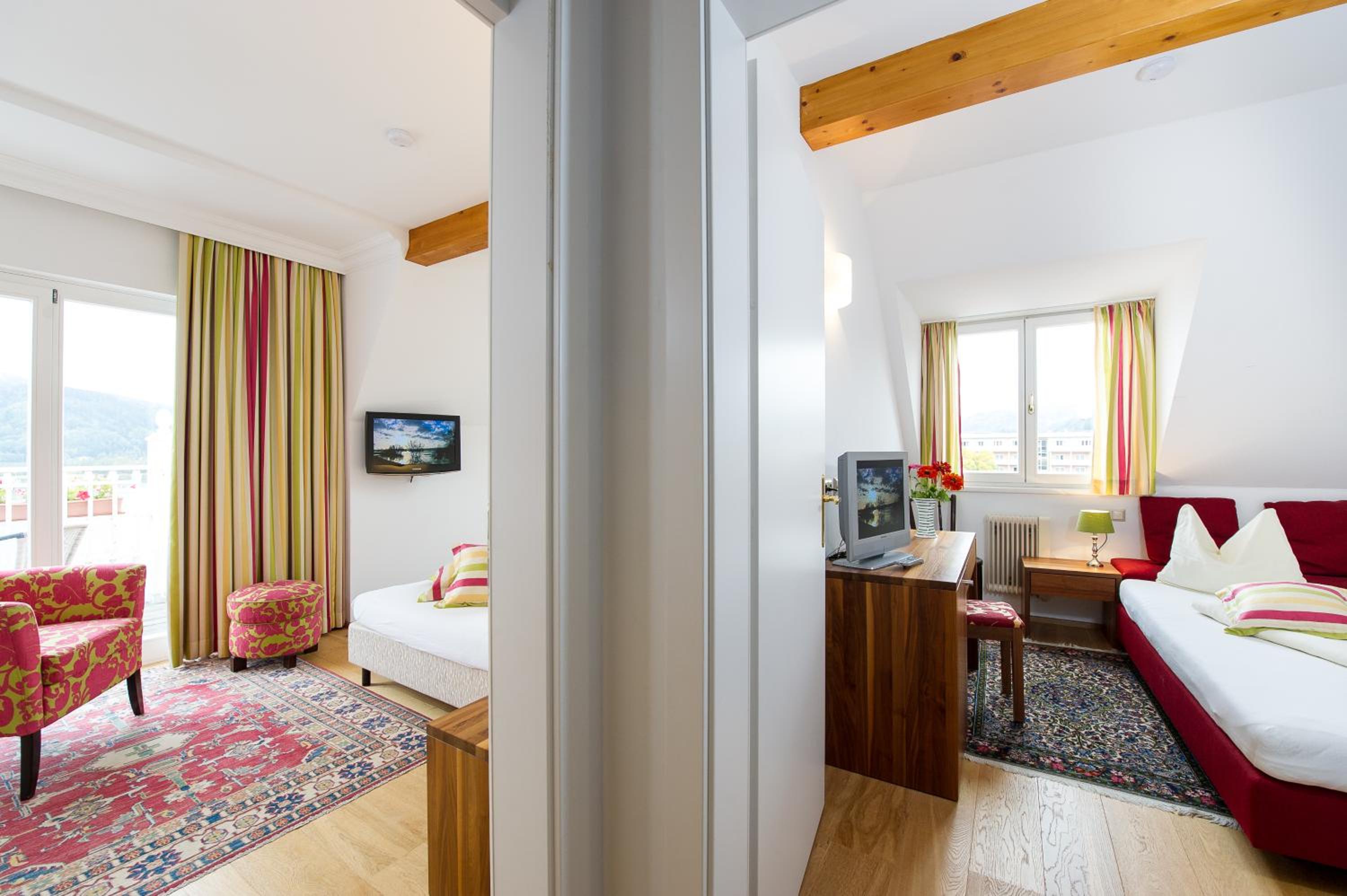 Two-Bedroom Apartment with Balcony photo 1