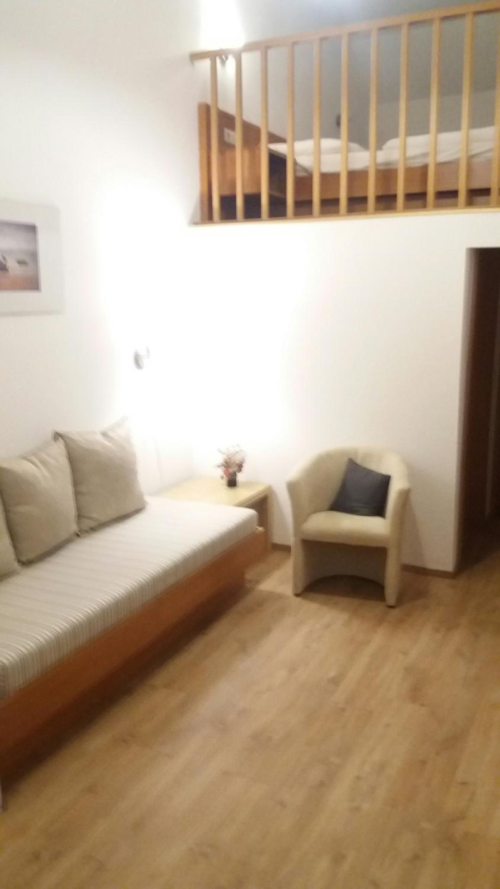 Double Room with Extra Bed - Photo 15