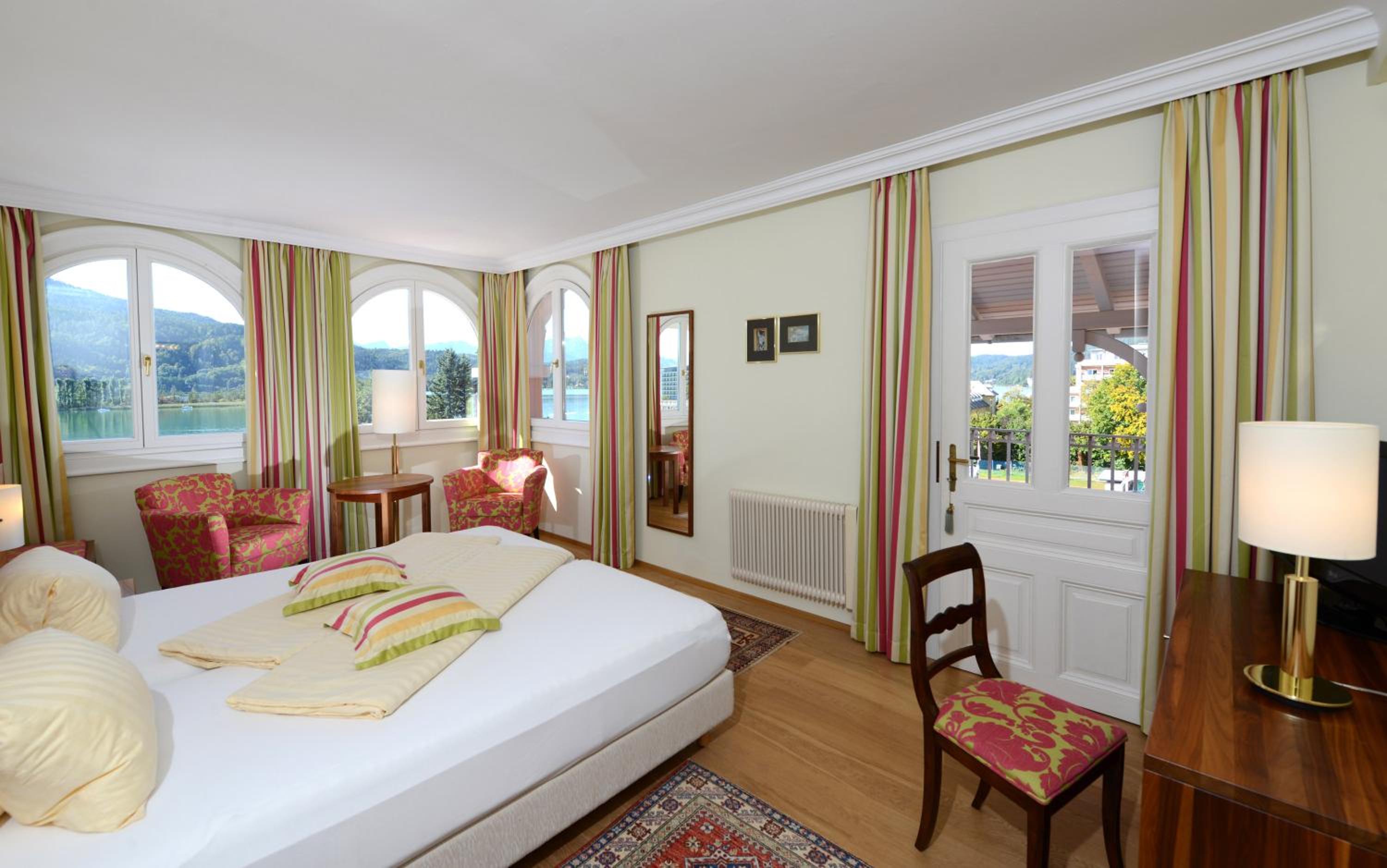 Double Room with Sofa Bed and Balcony photo 3