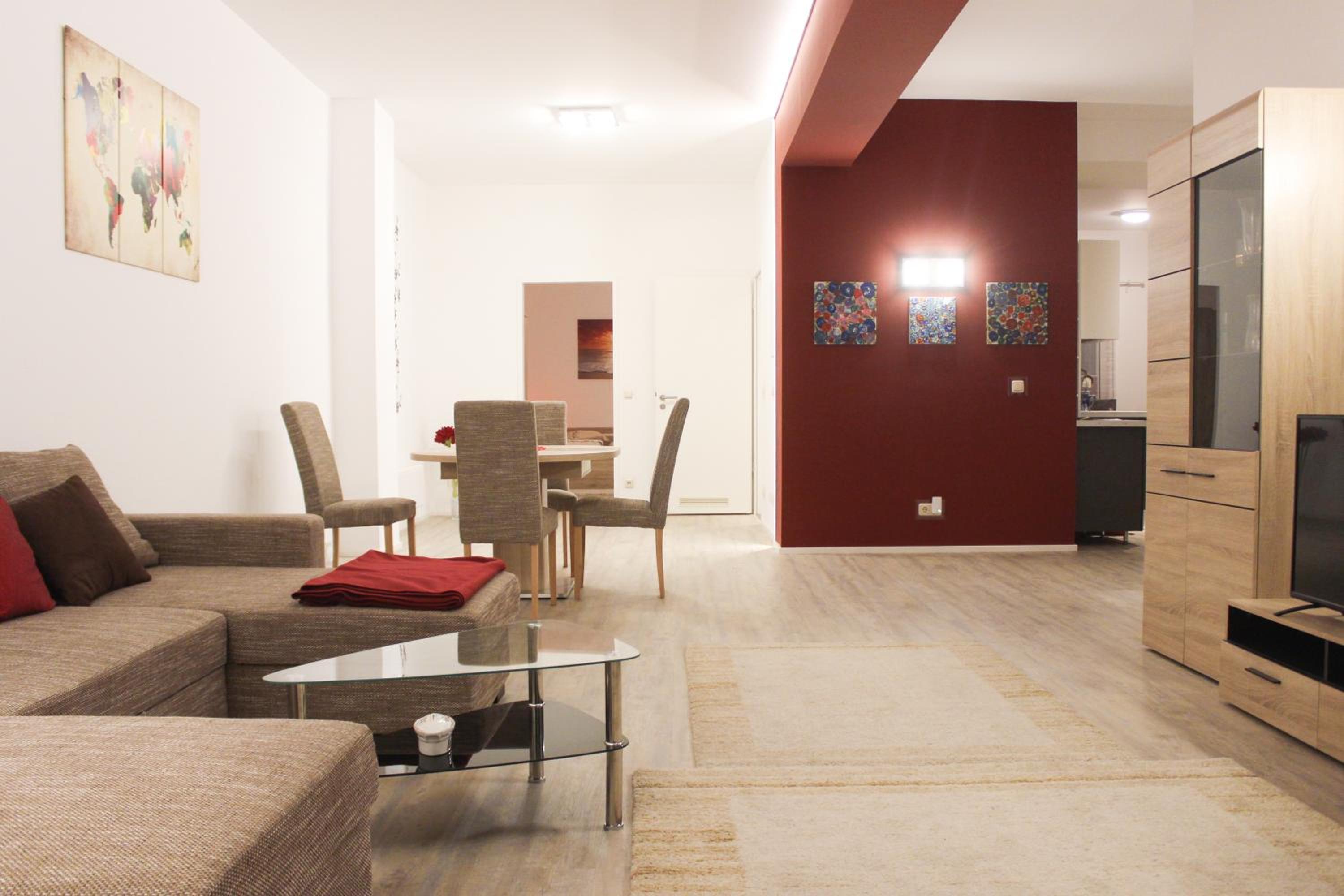 Deluxe Apartment photo 3