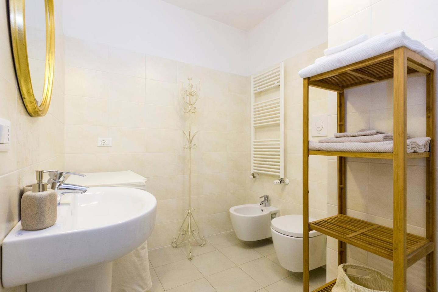 Studio Apartment - Photo 6