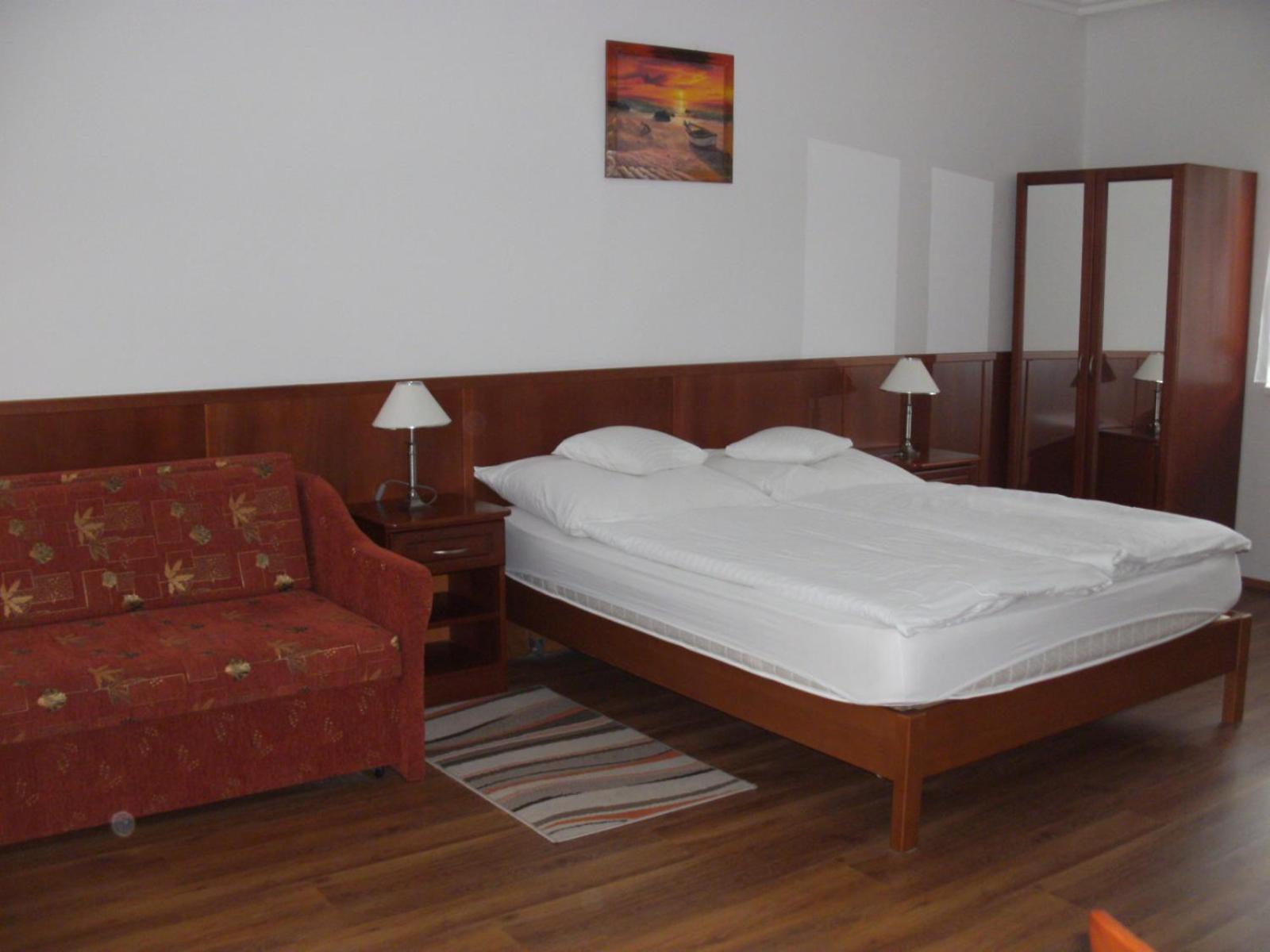 Triple Room photo 3