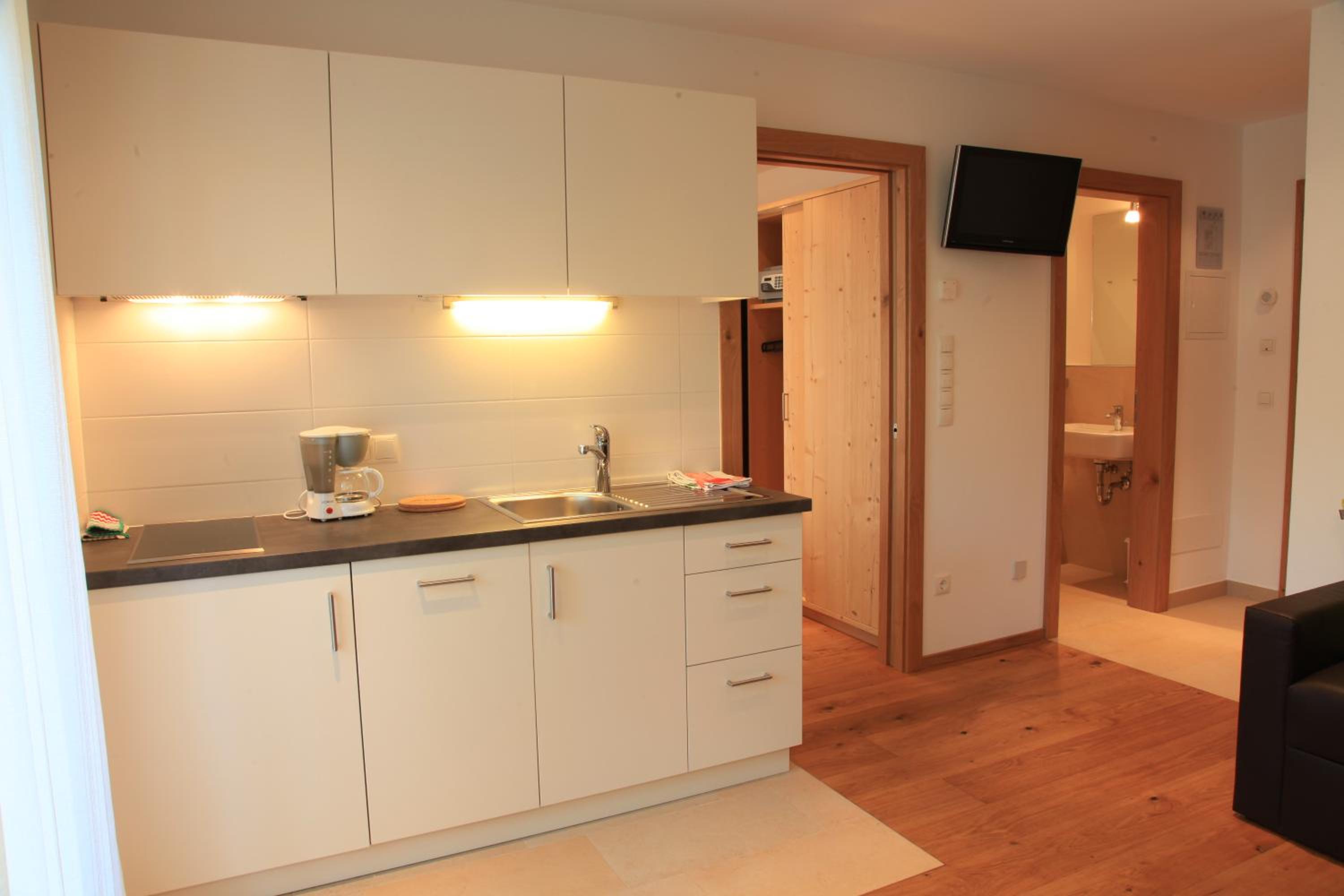 Apartment with Terrace photo 3