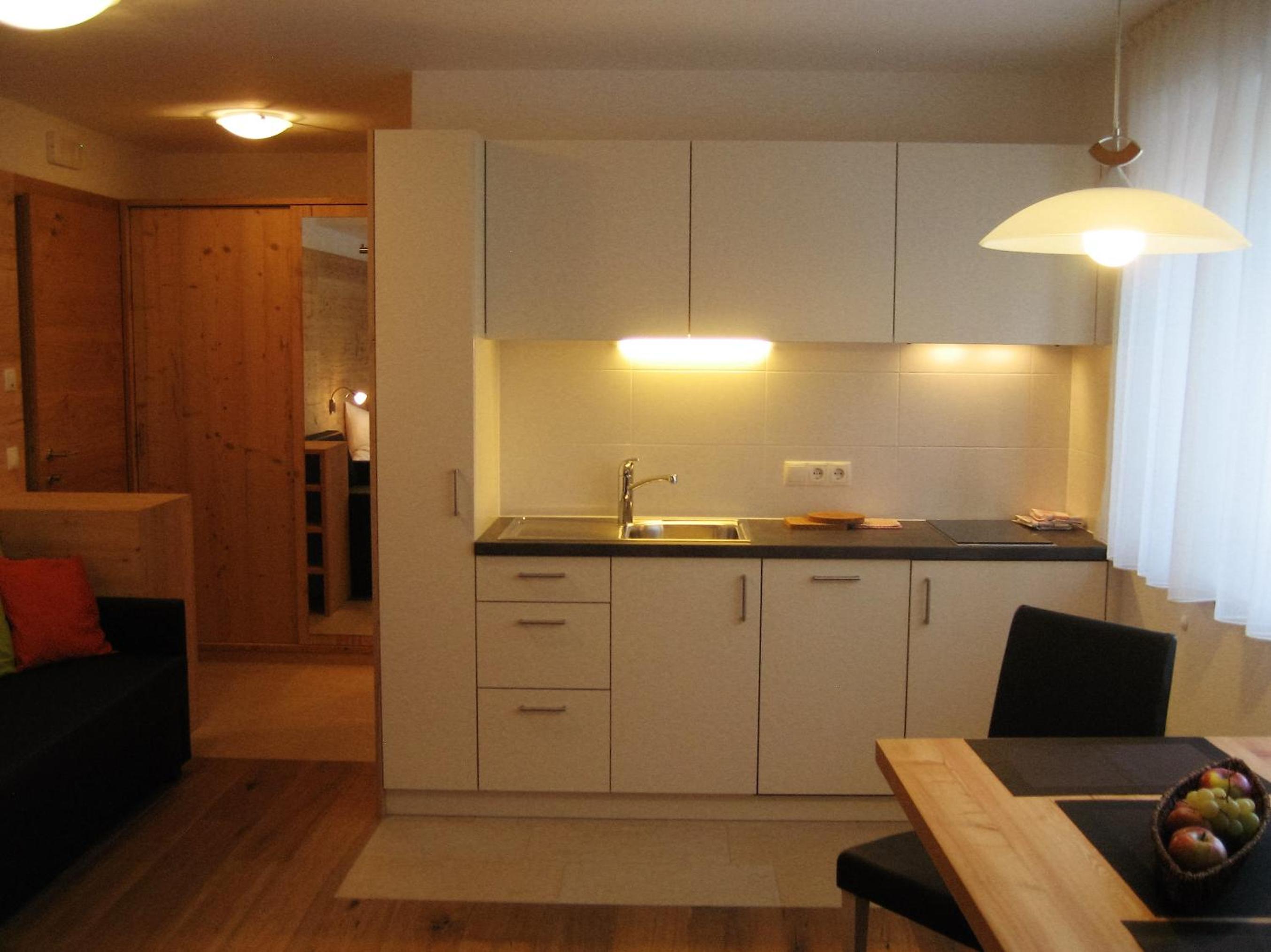 Apartment with Balcony photo 2