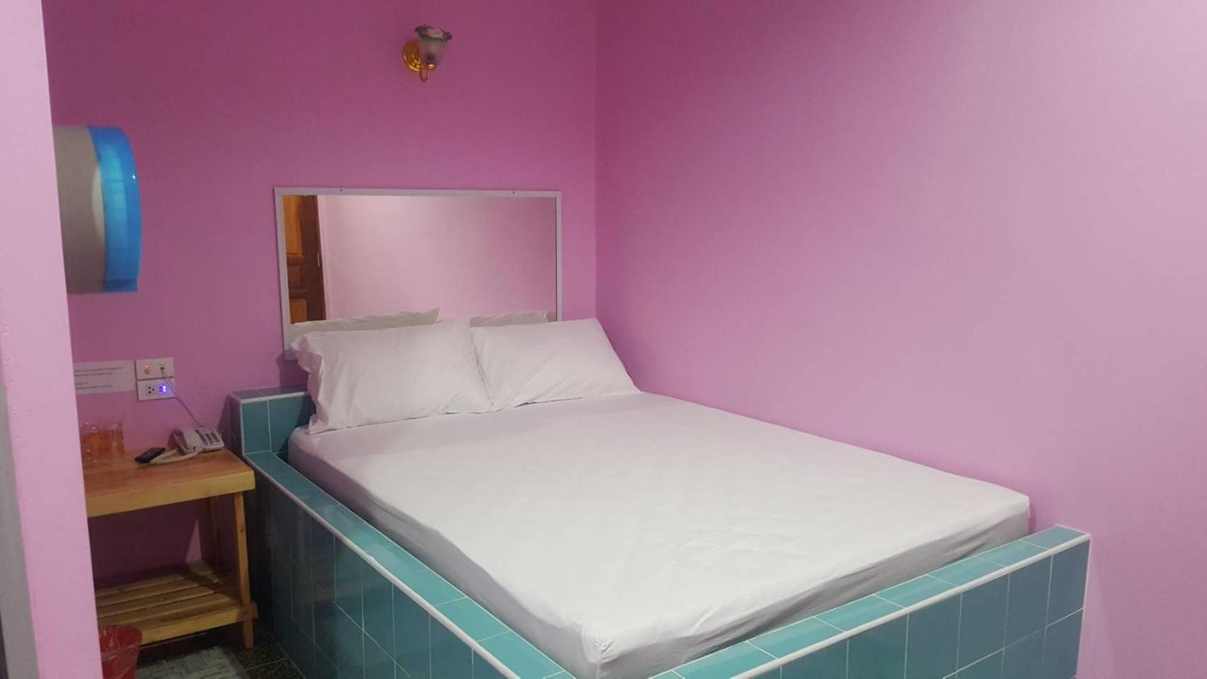 Small Double Room photo 1