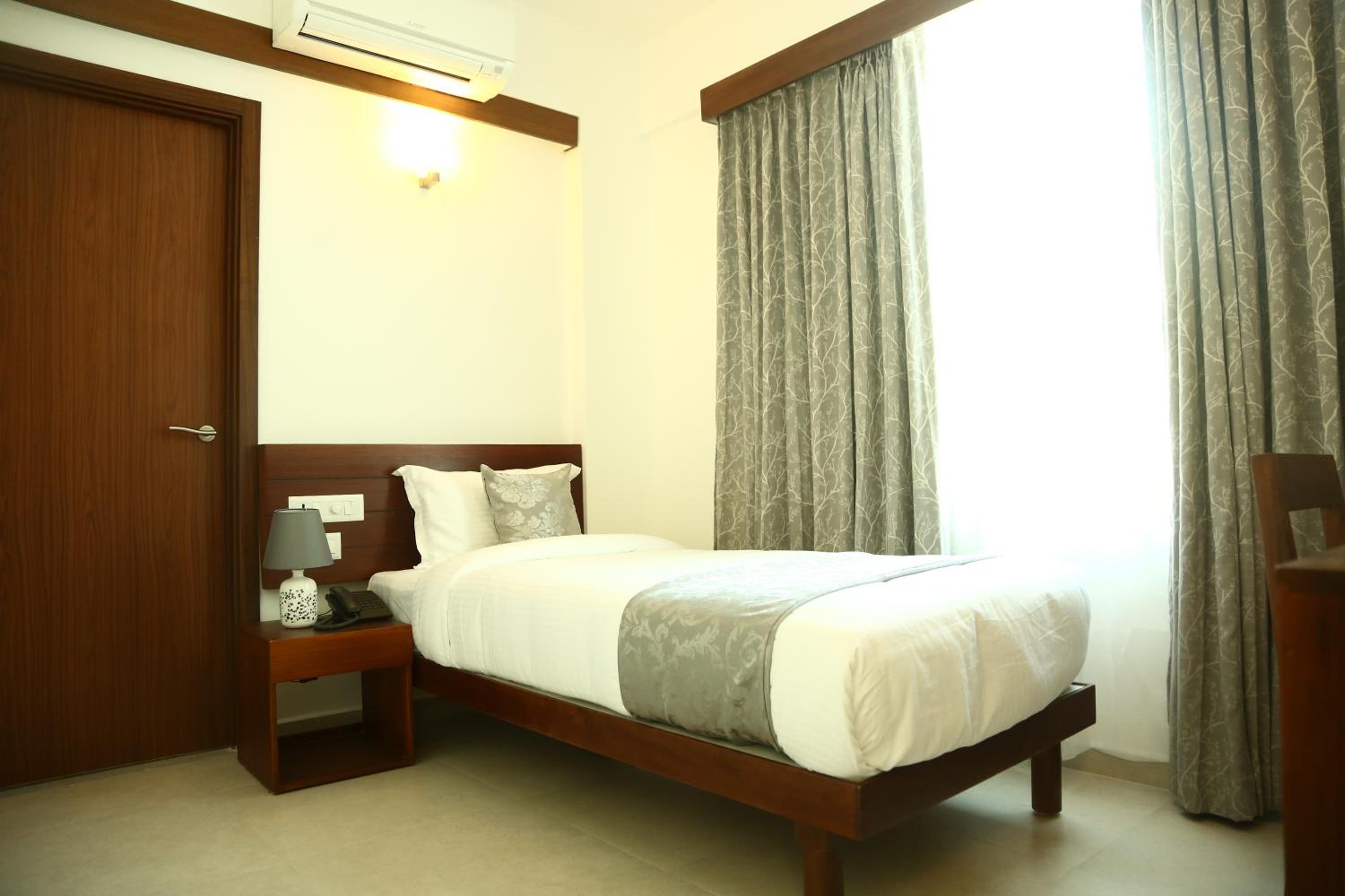 Economy Single Room photo 2
