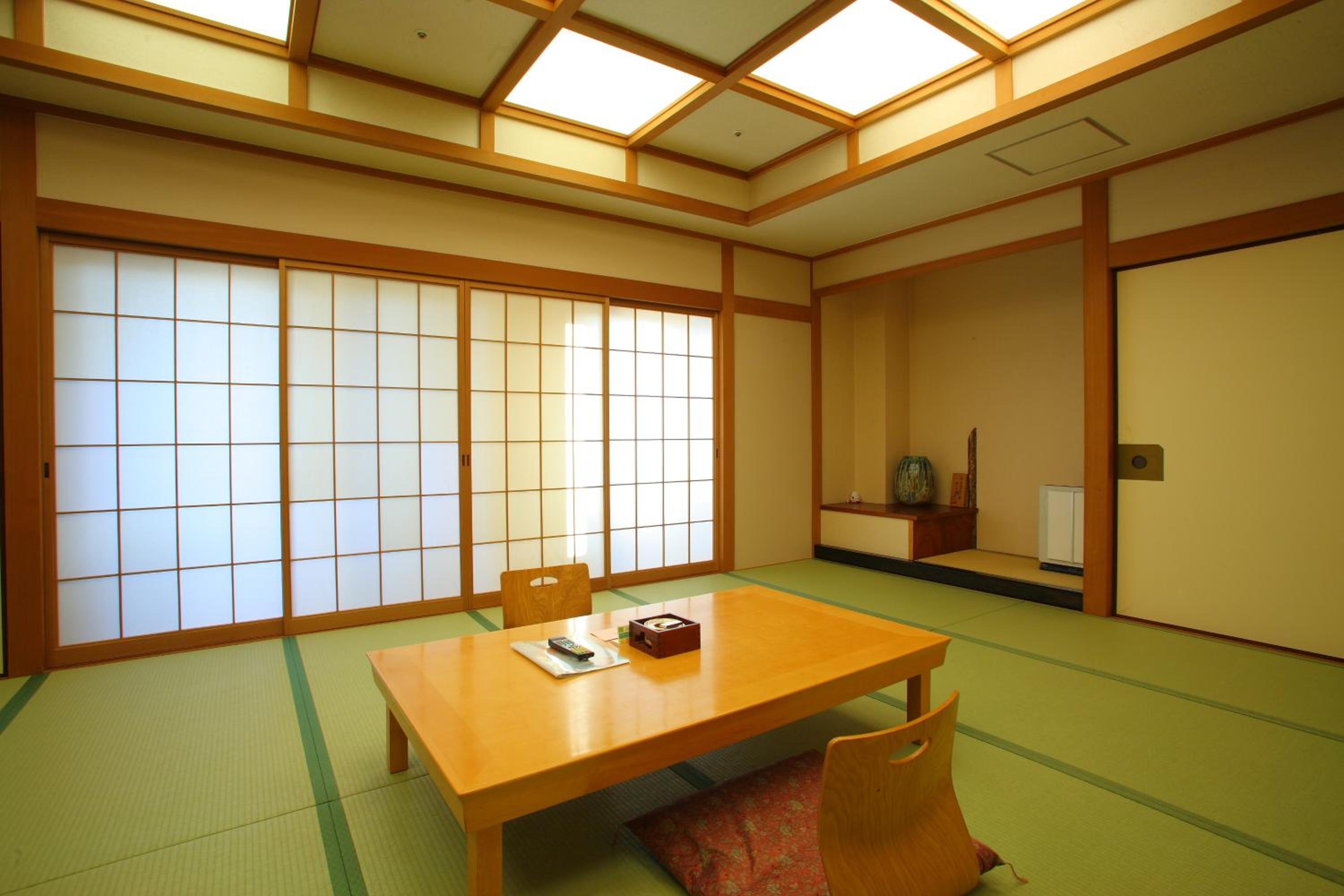 Japanese-Style Quadruple Room photo 1