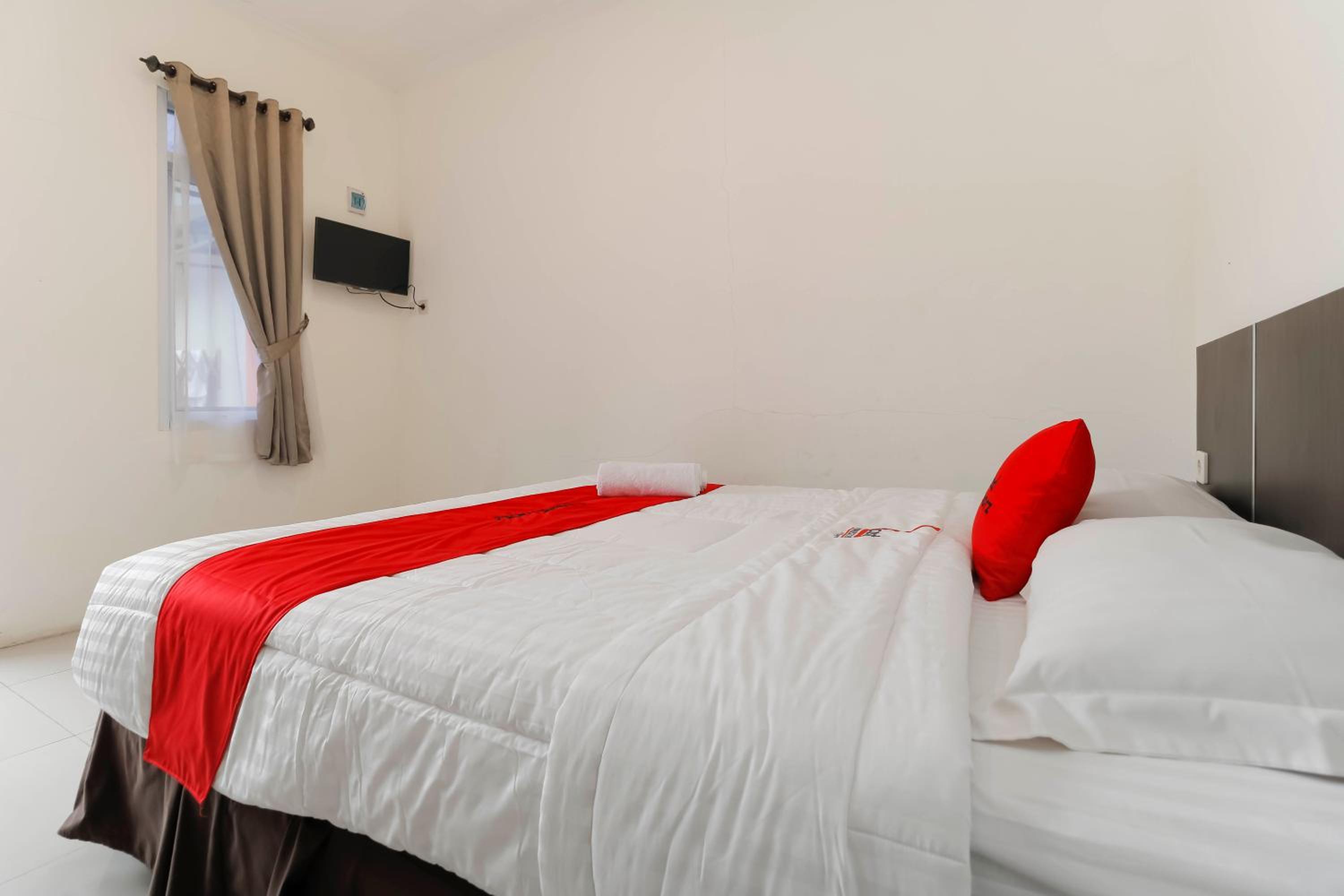 Deluxe Double Room photo 3