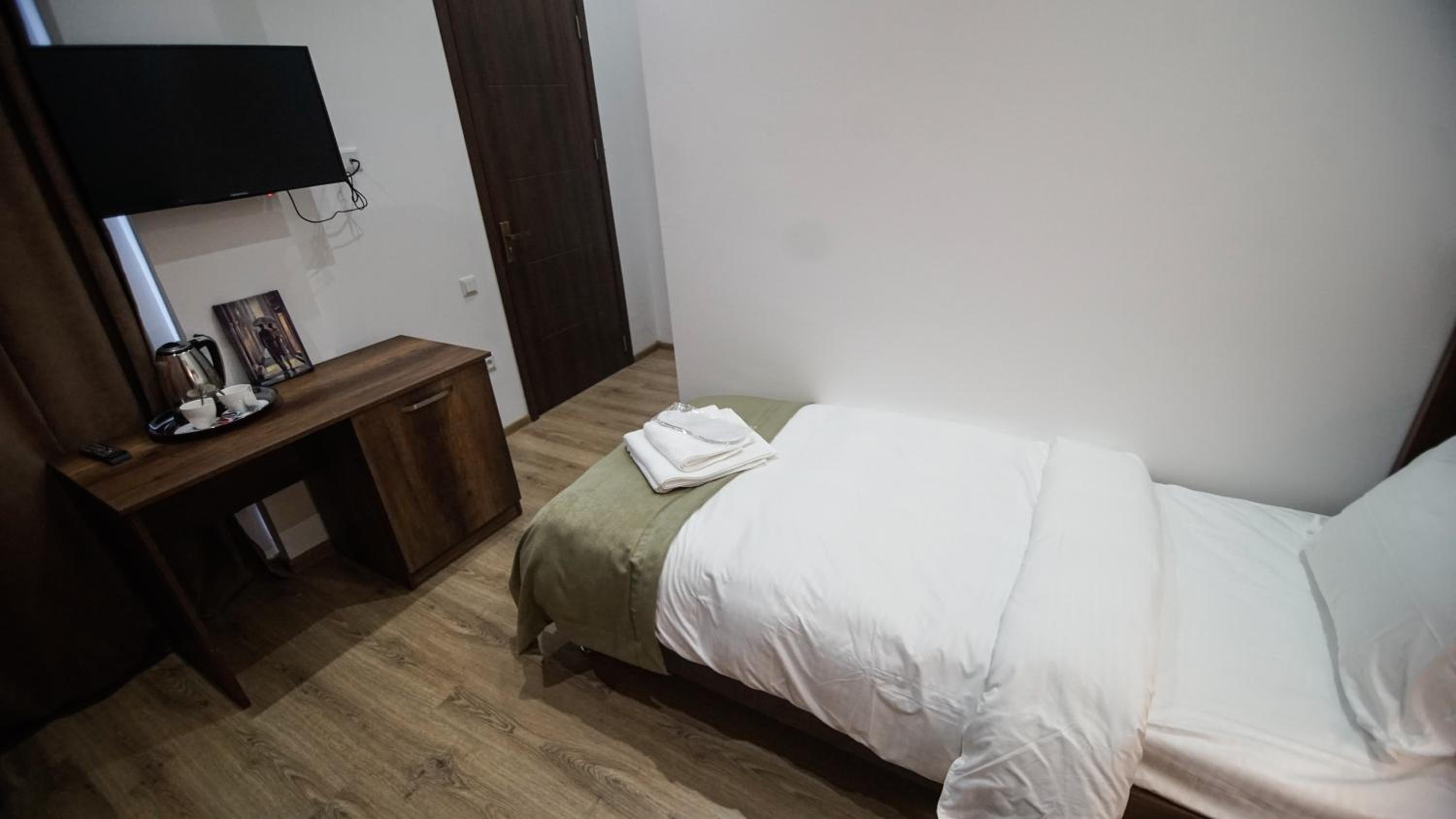 Single Room photo 3