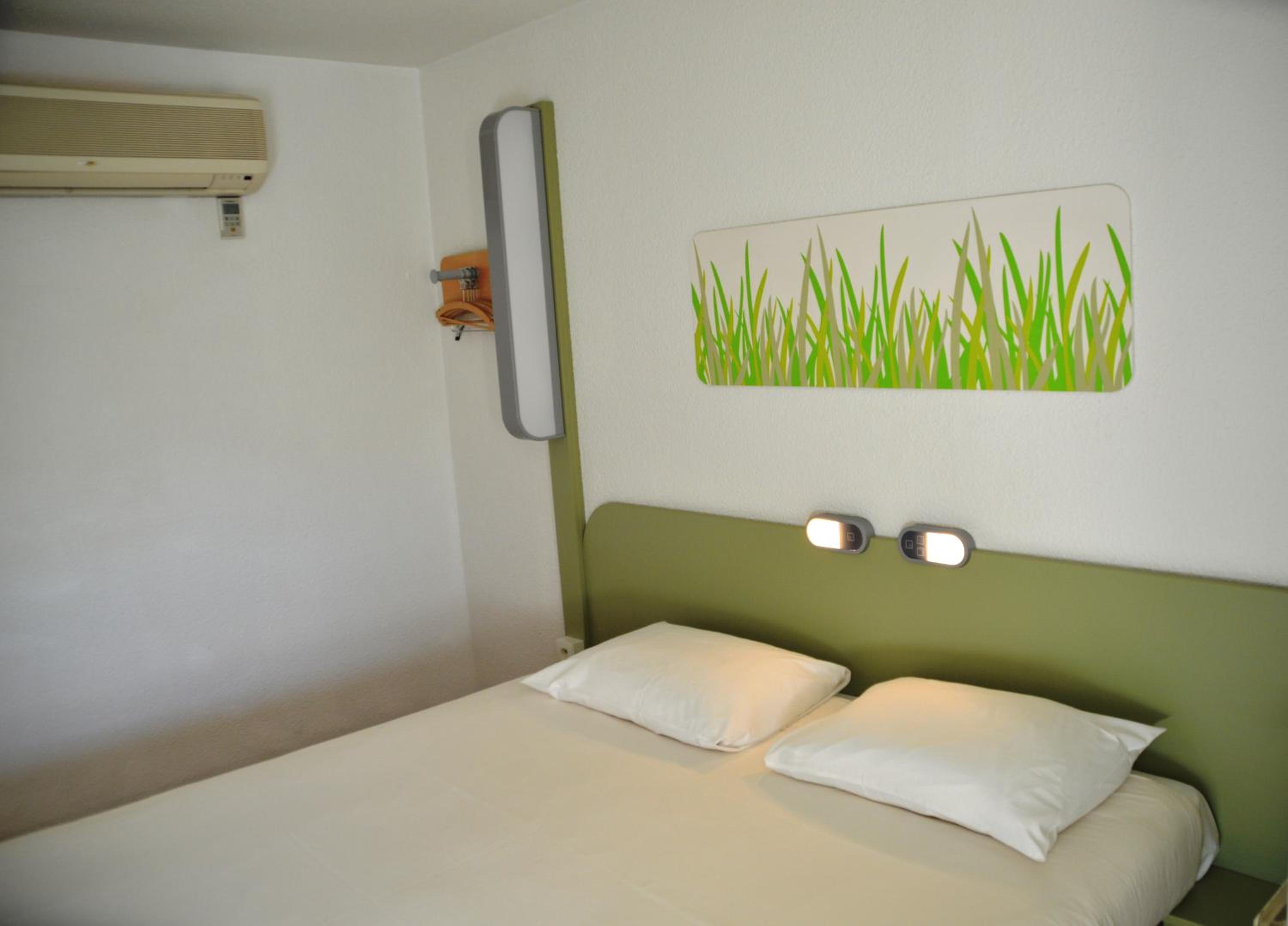 Standard Double Room - Photo 5