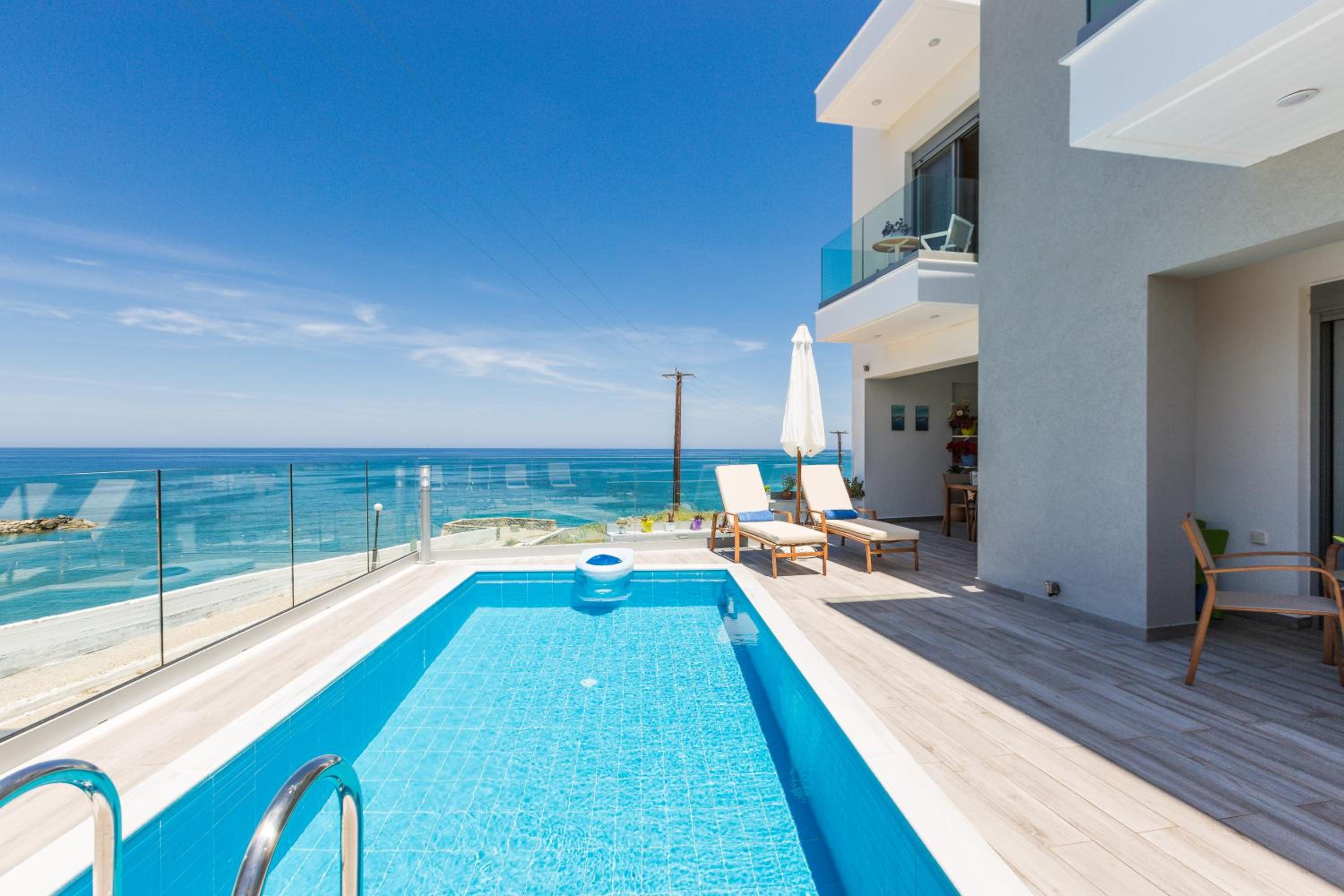 Villa - Beach Front photo 3