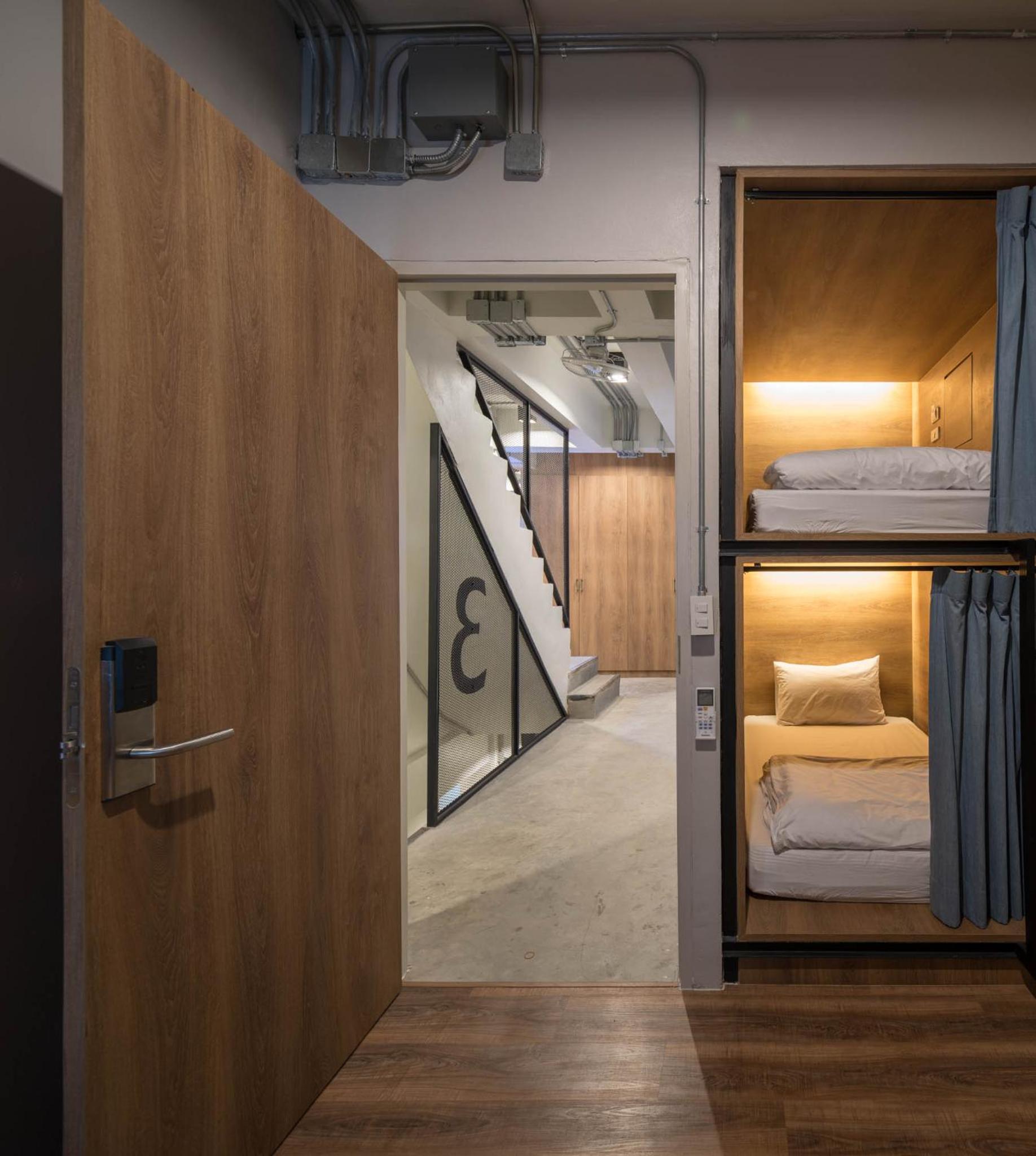 Bed in 6-Bed Dormitory Room photo 2