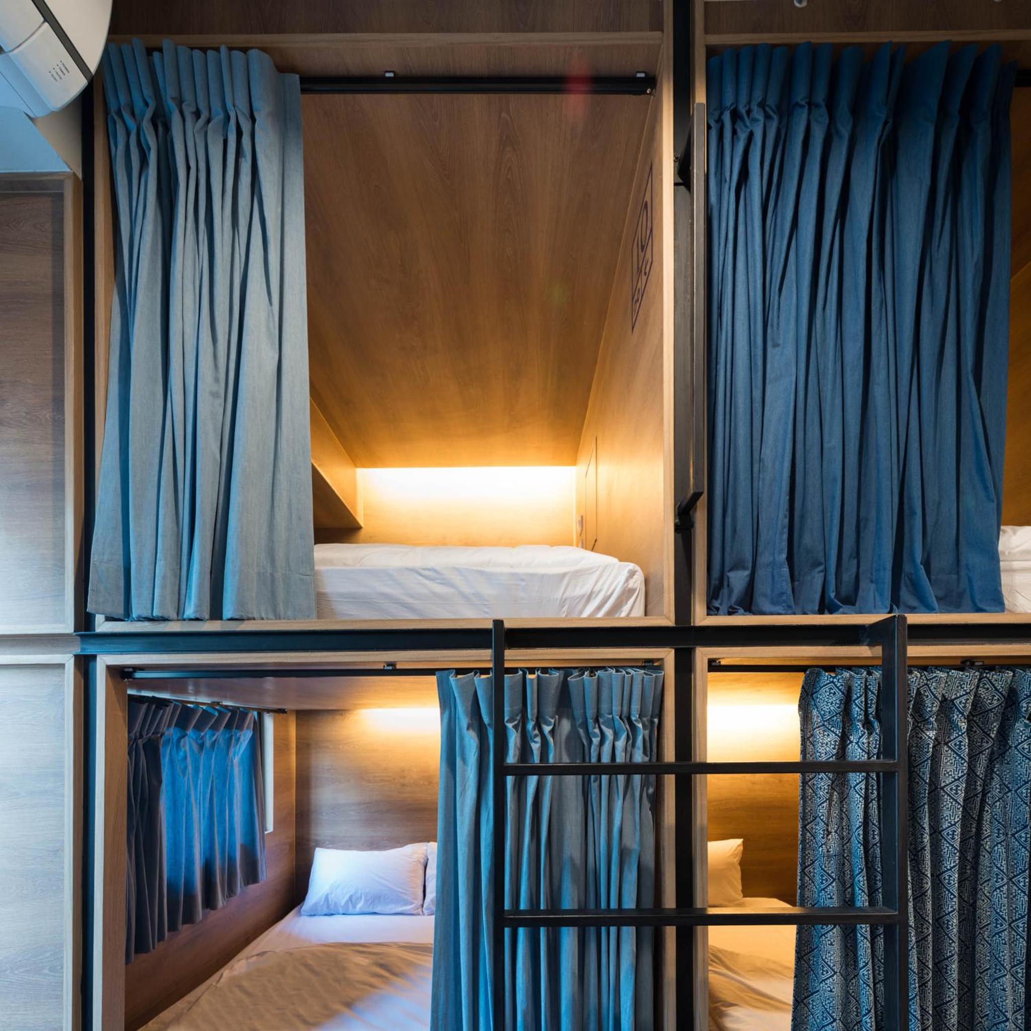 Bed in 10-Bed Mixed Dormitory Room photo 1