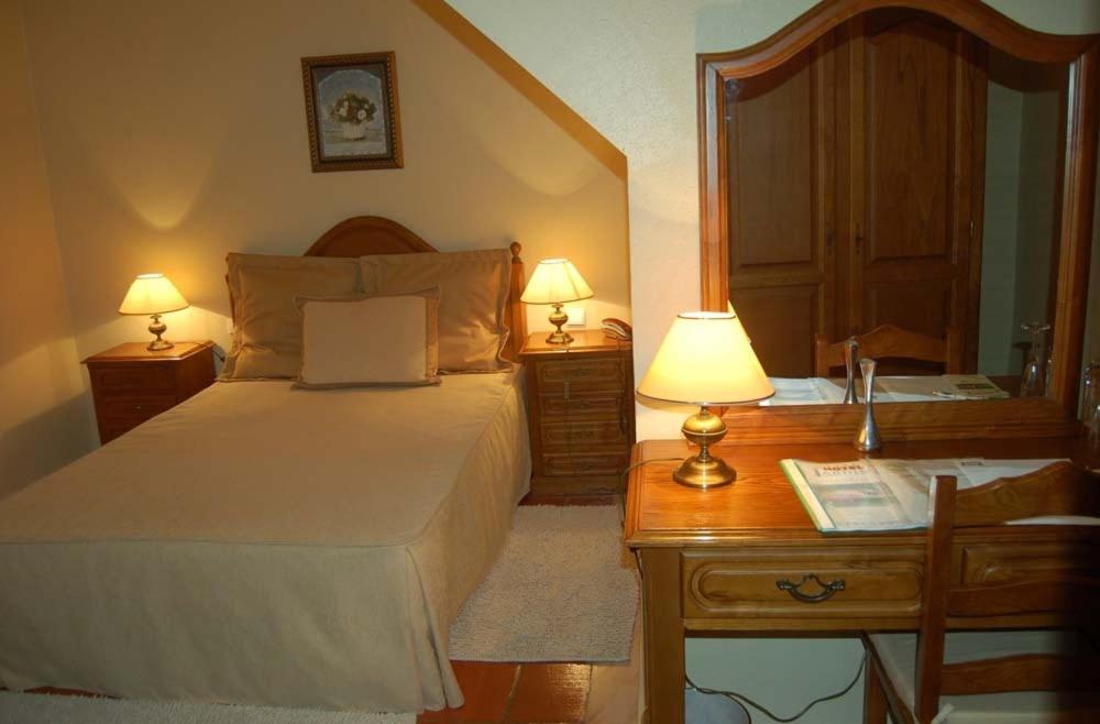 Economy Double Room - Photo 5