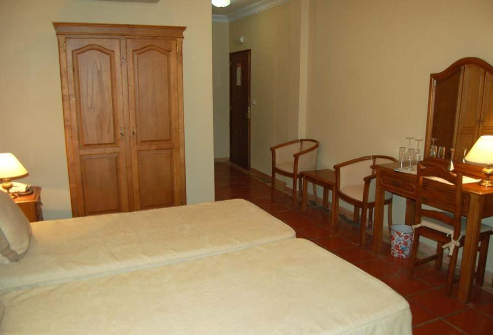 Suite - Photo 3