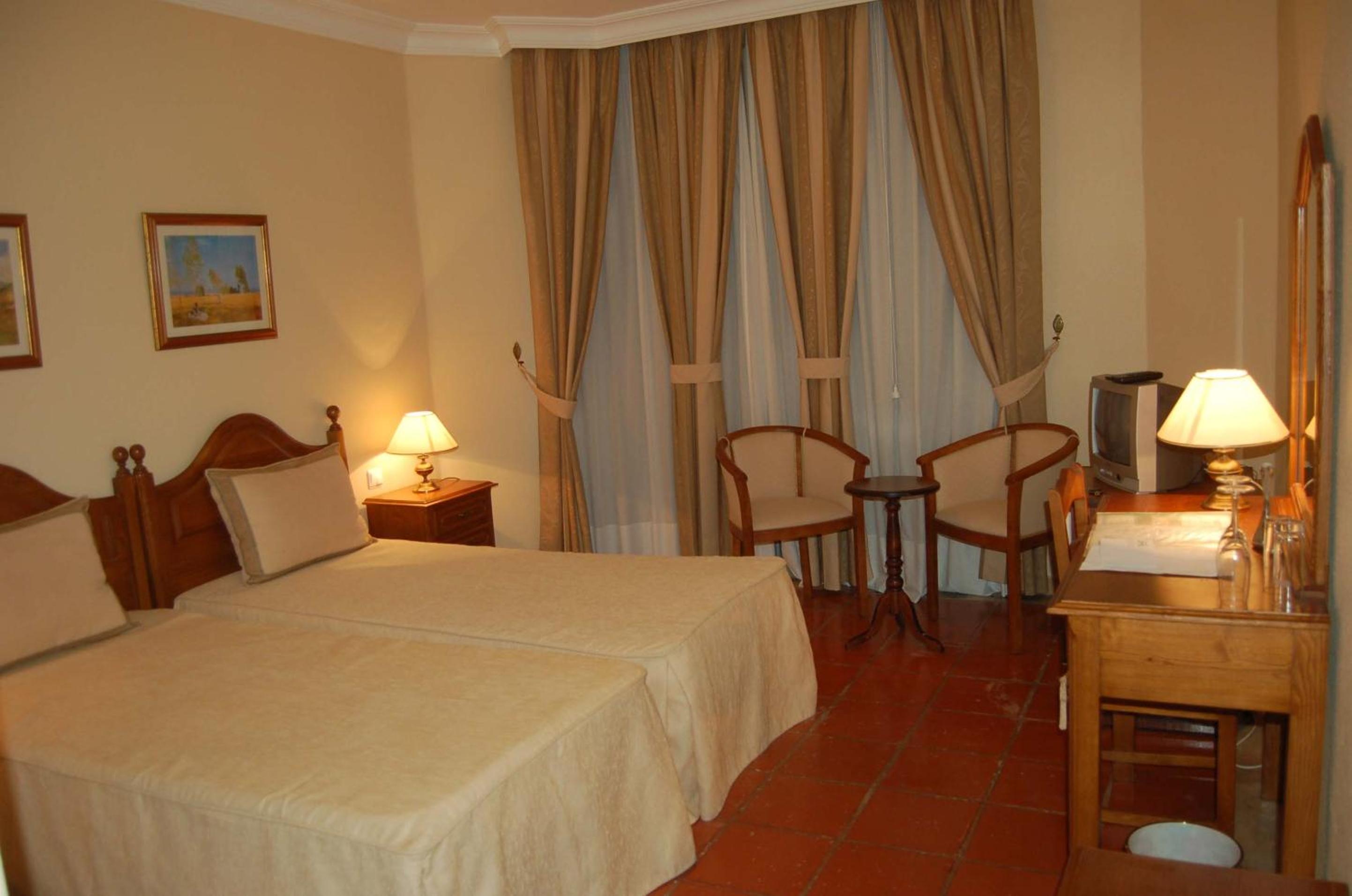 Suite - Photo 2
